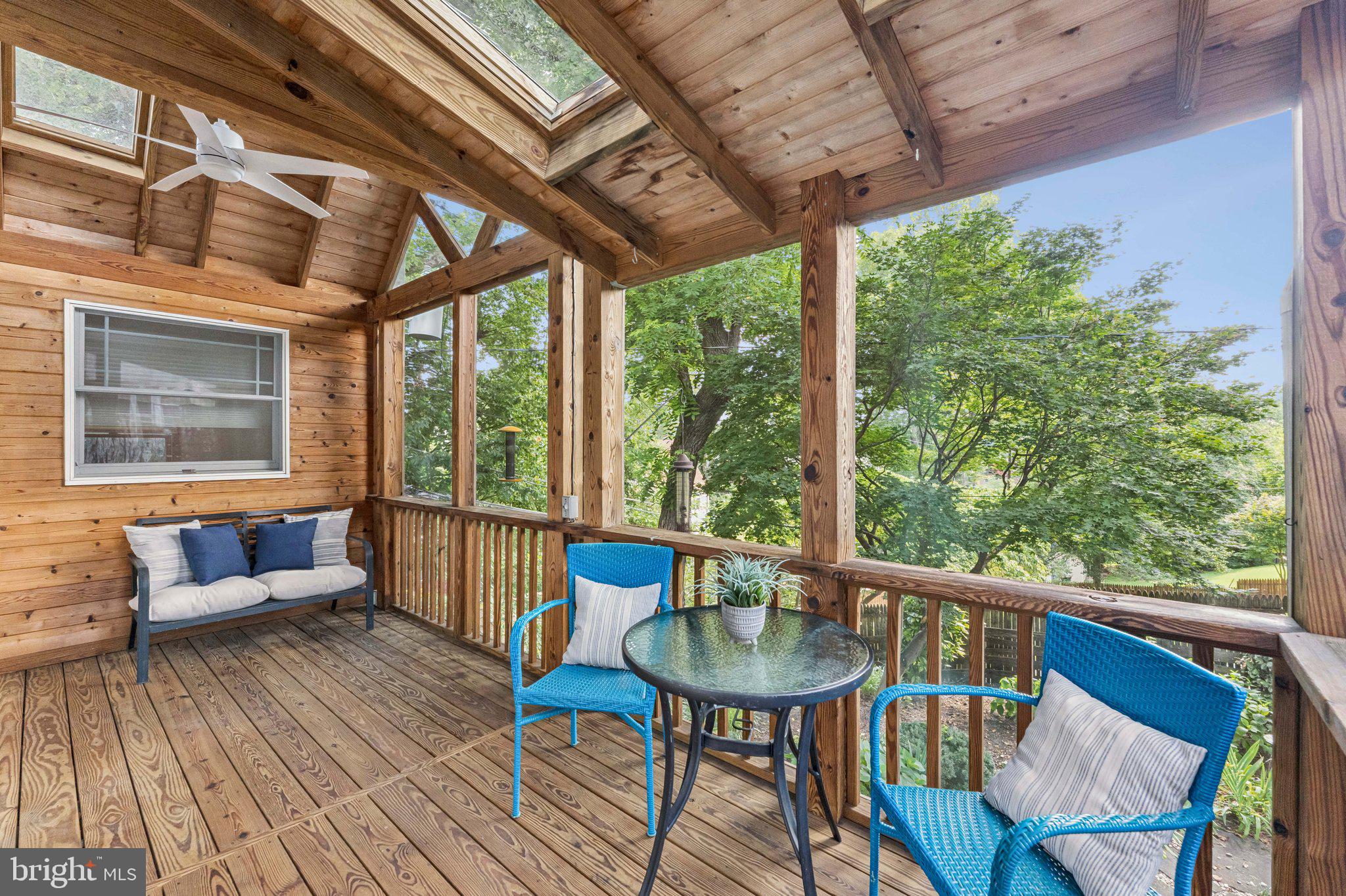 WAVERLY HILLS - Residential