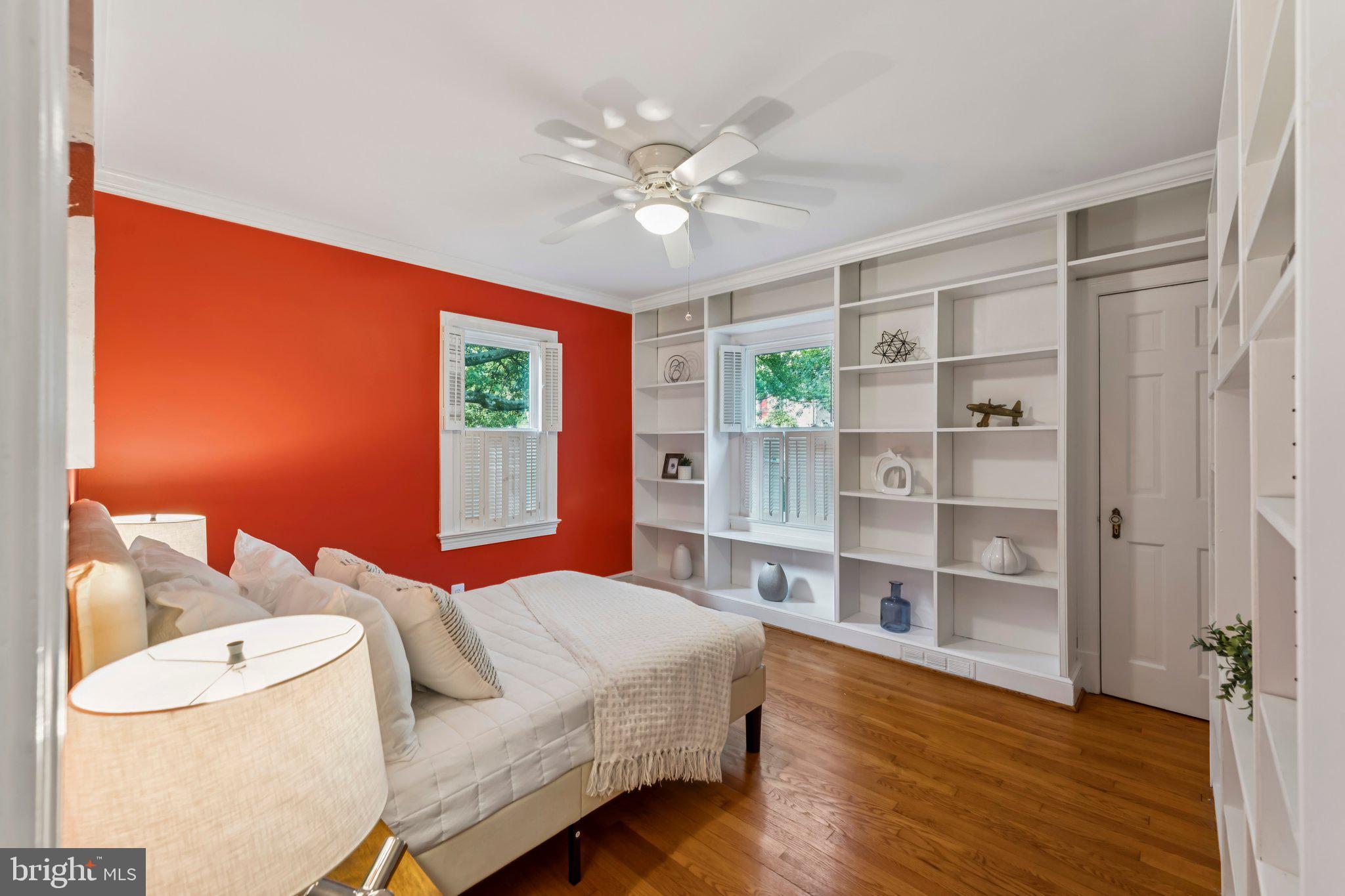 WAVERLY HILLS - Residential