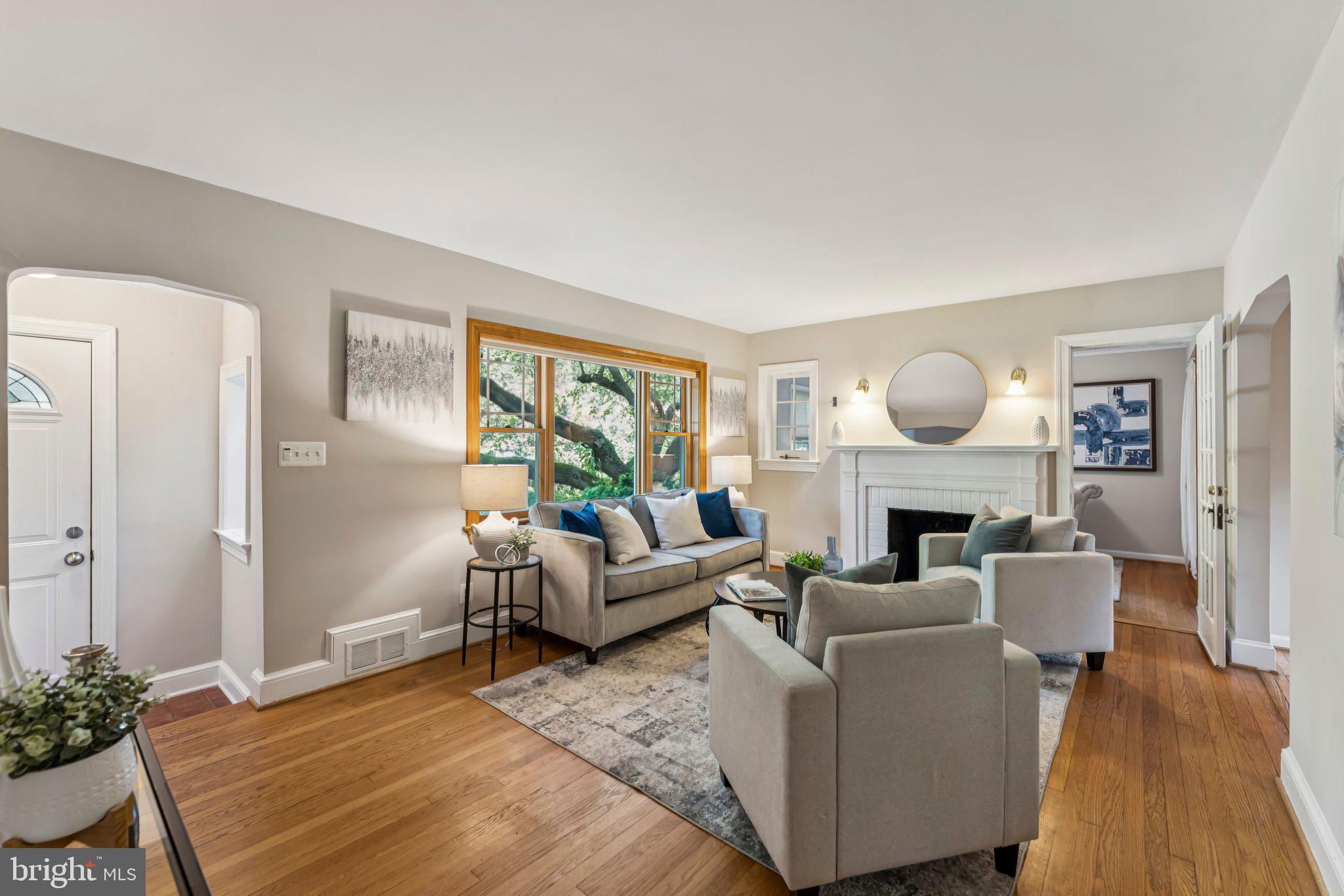 WAVERLY HILLS - Residential