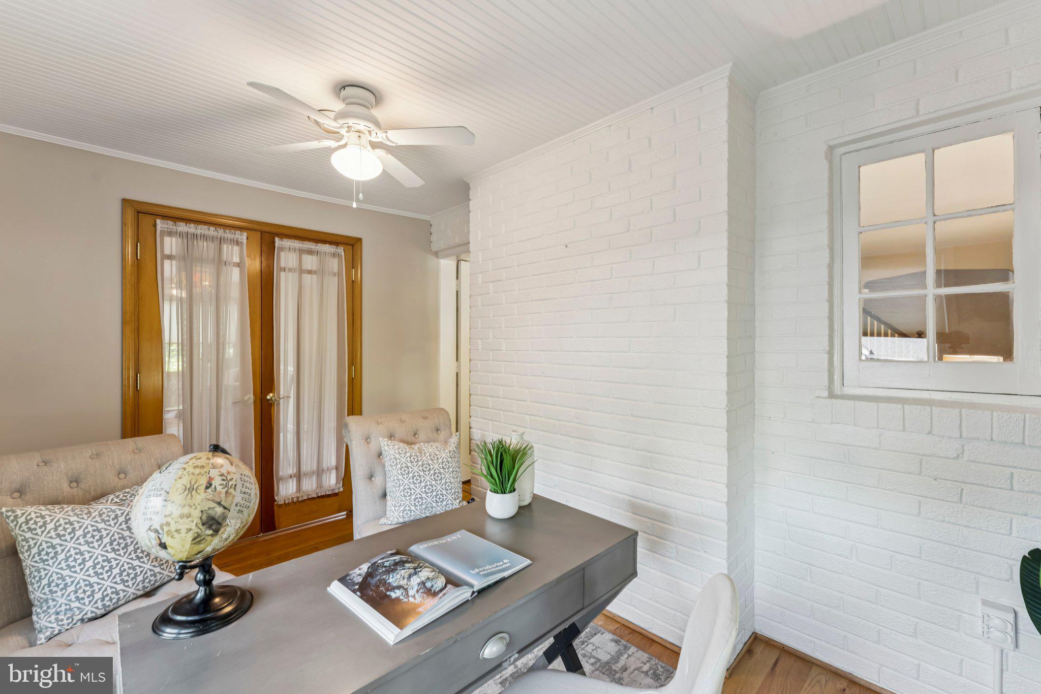 WAVERLY HILLS - Residential