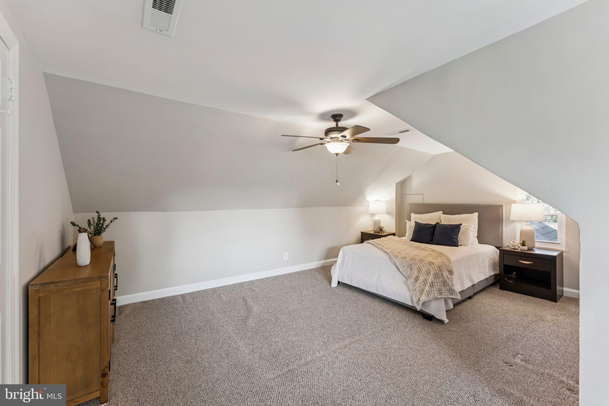 WAVERLY HILLS - Residential