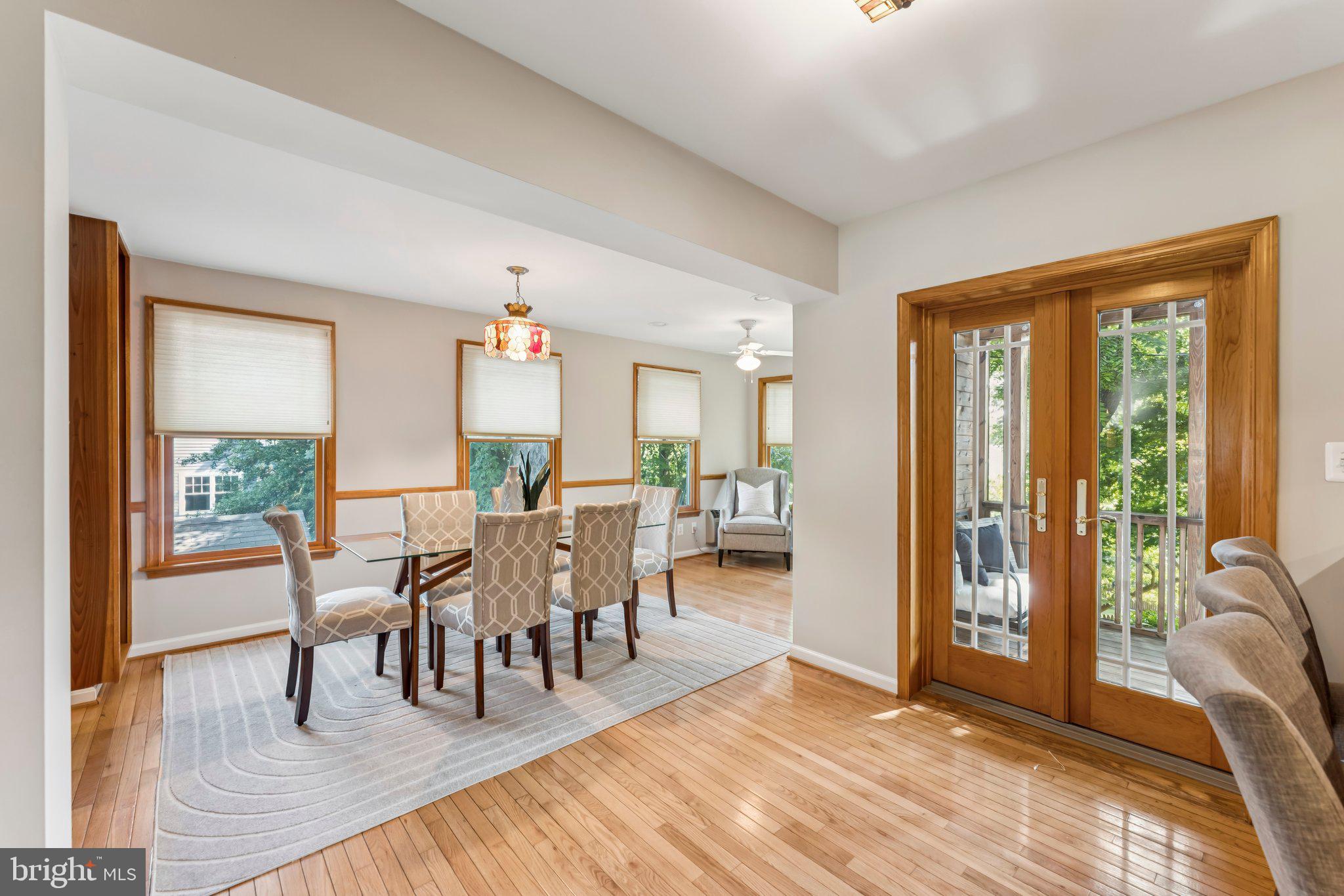 WAVERLY HILLS - Residential