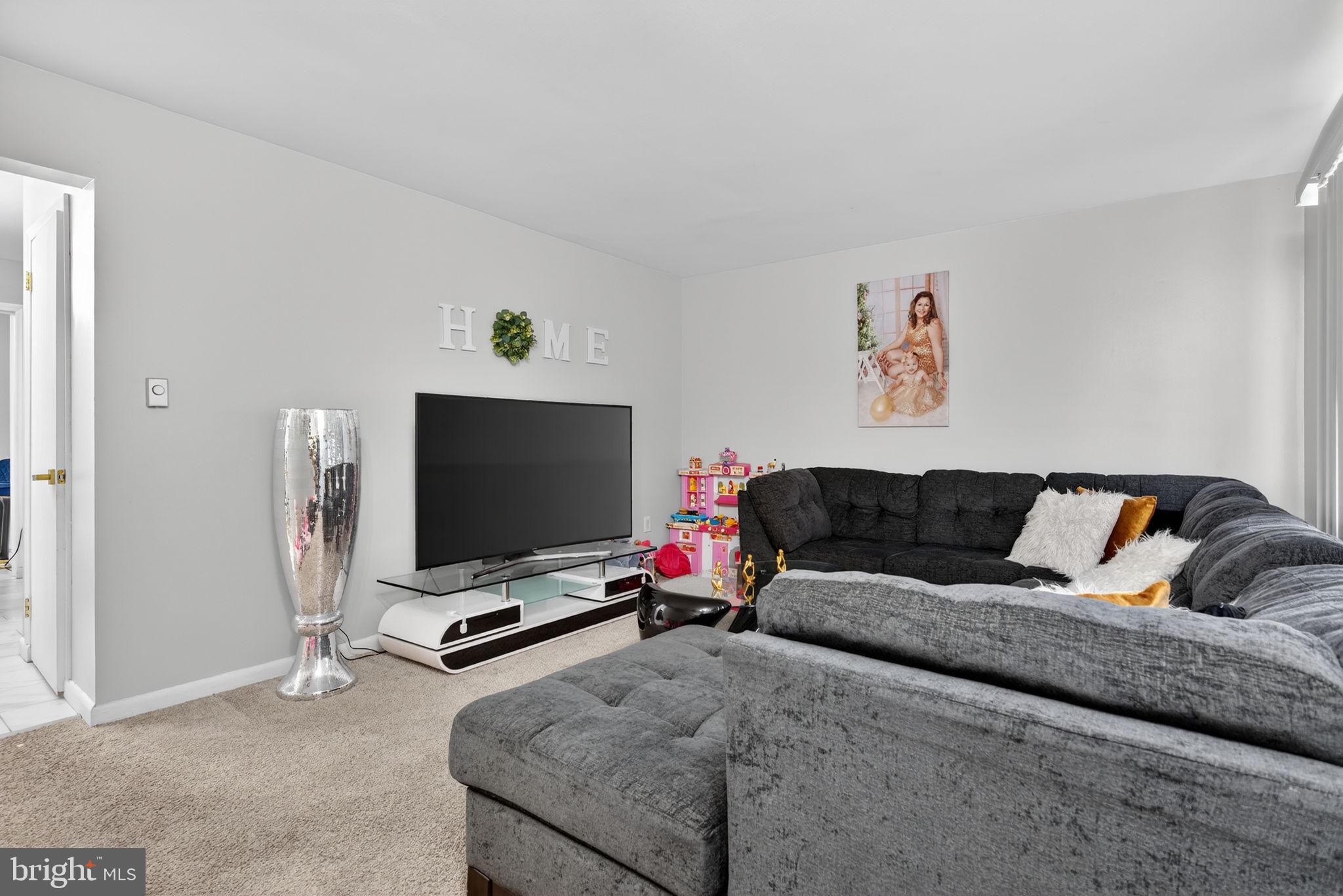 1111 WILLIAMSBURG ROAD