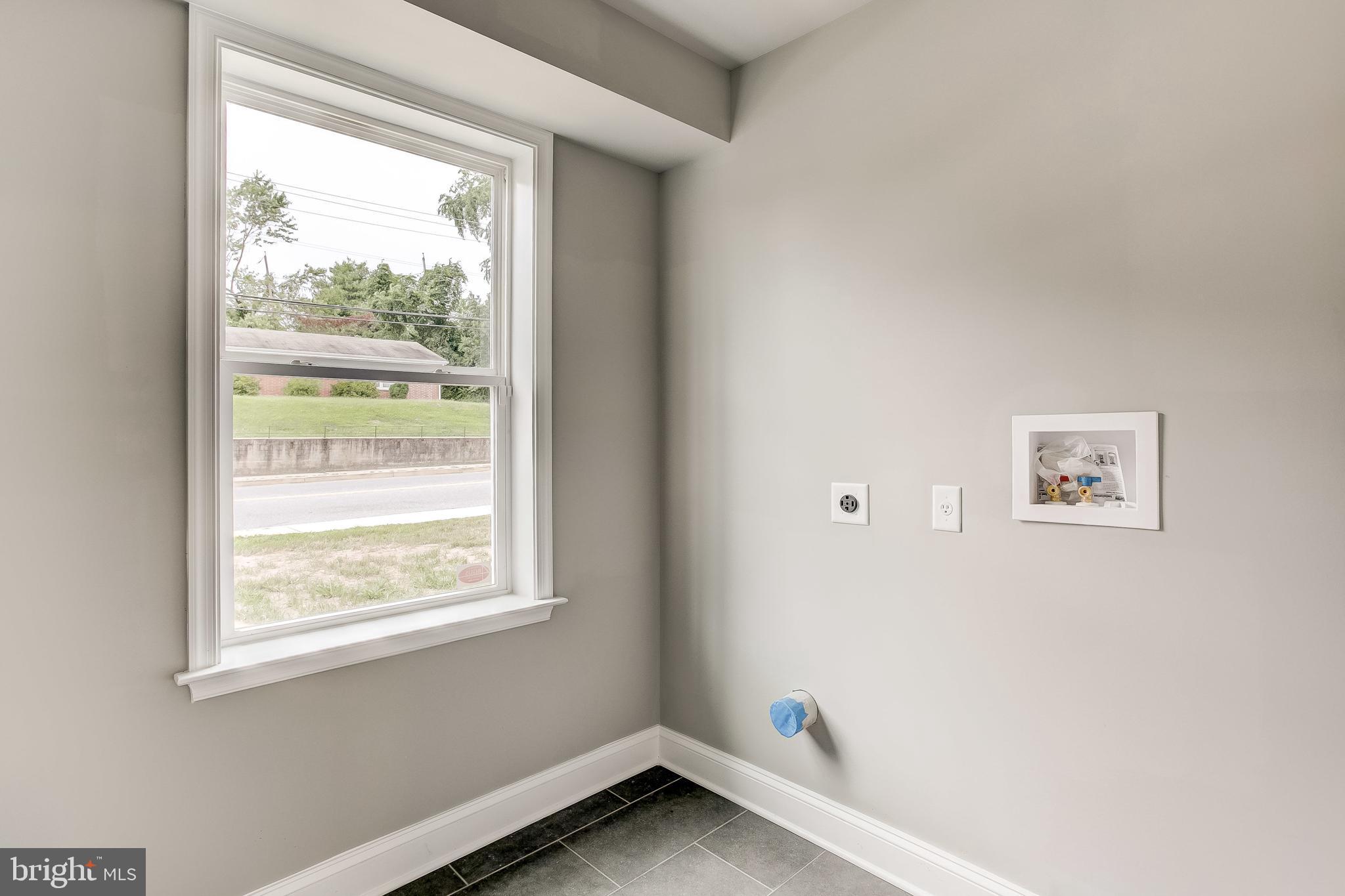 HAMILTON HEIGHTS - Residential