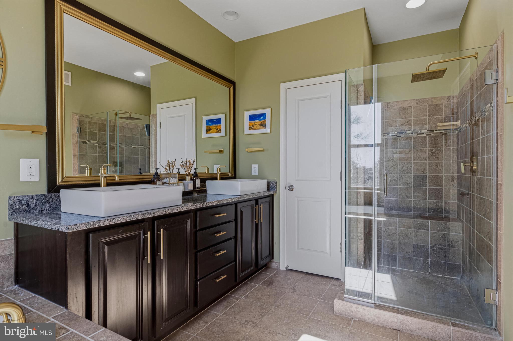 BRAMBLETON - Residential