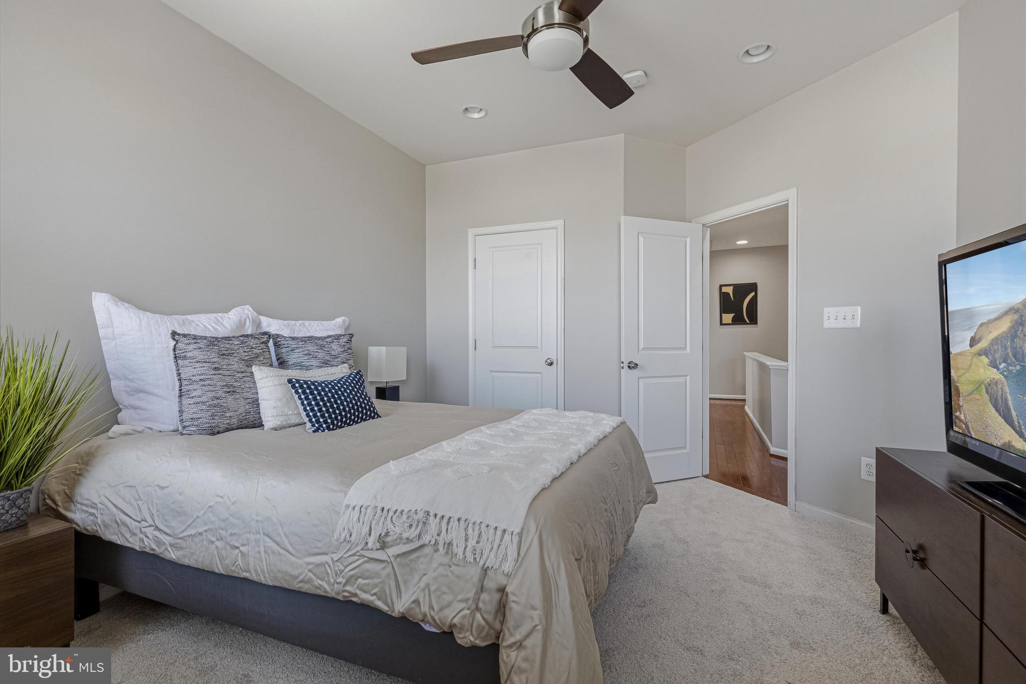 BRAMBLETON - Residential