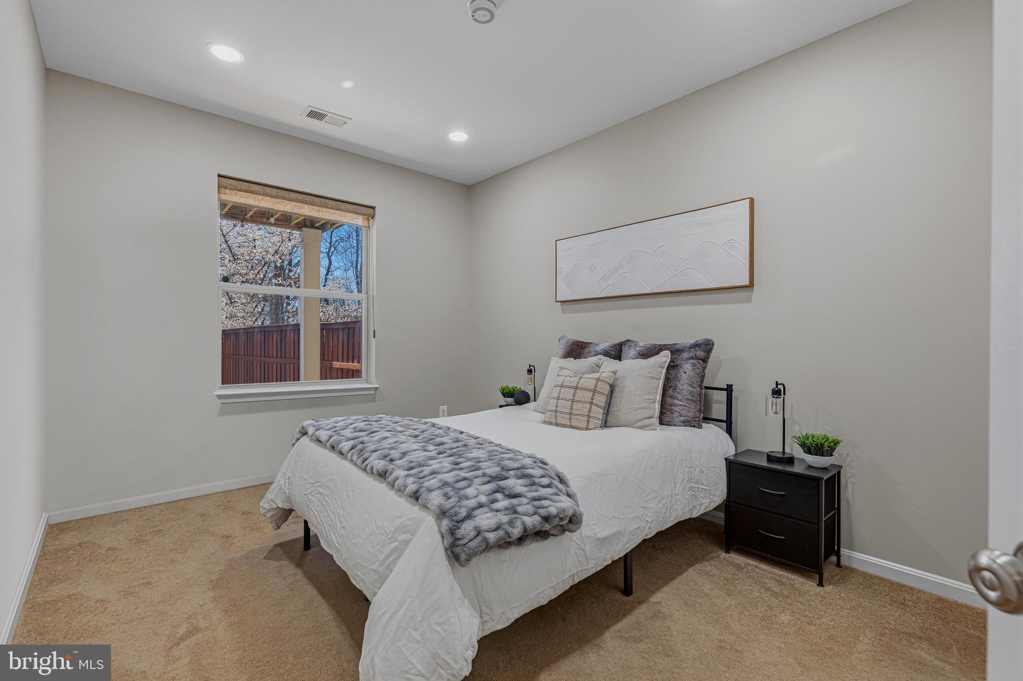 BRAMBLETON - Residential