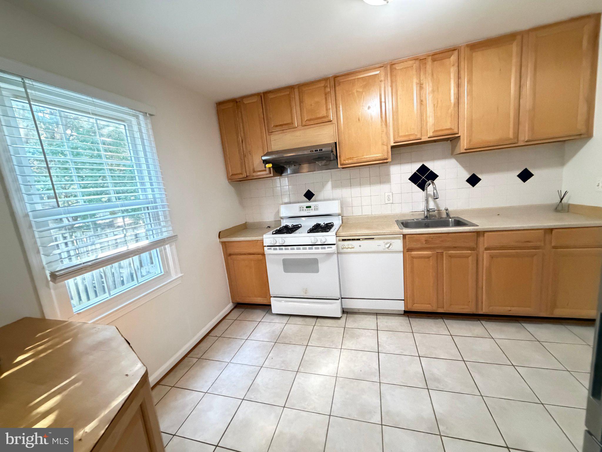 5055 TIBBITT LANE