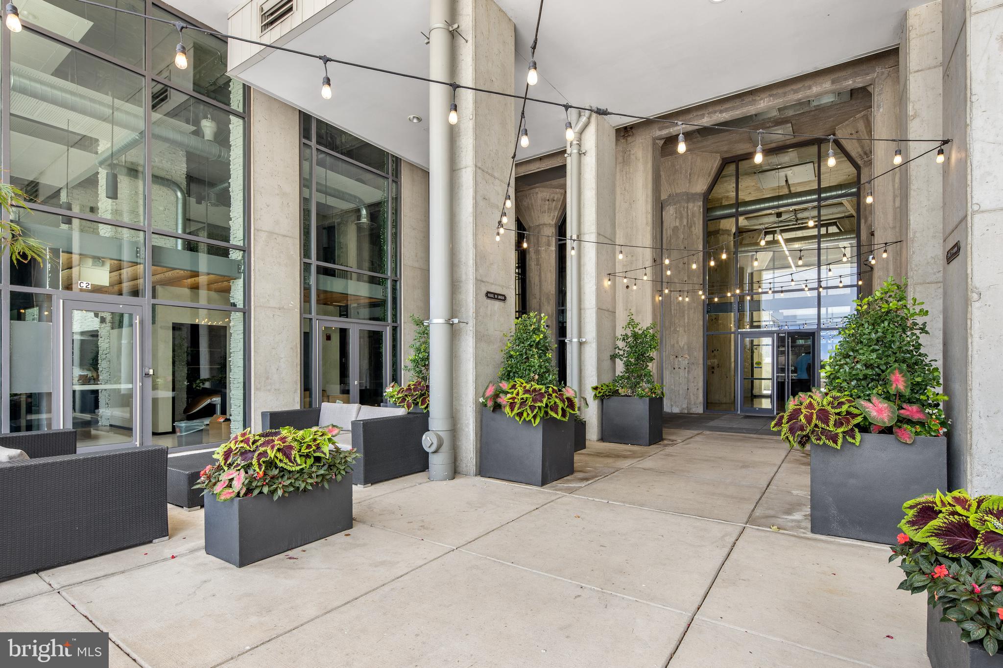 LOCUST POINT - Residential Lease