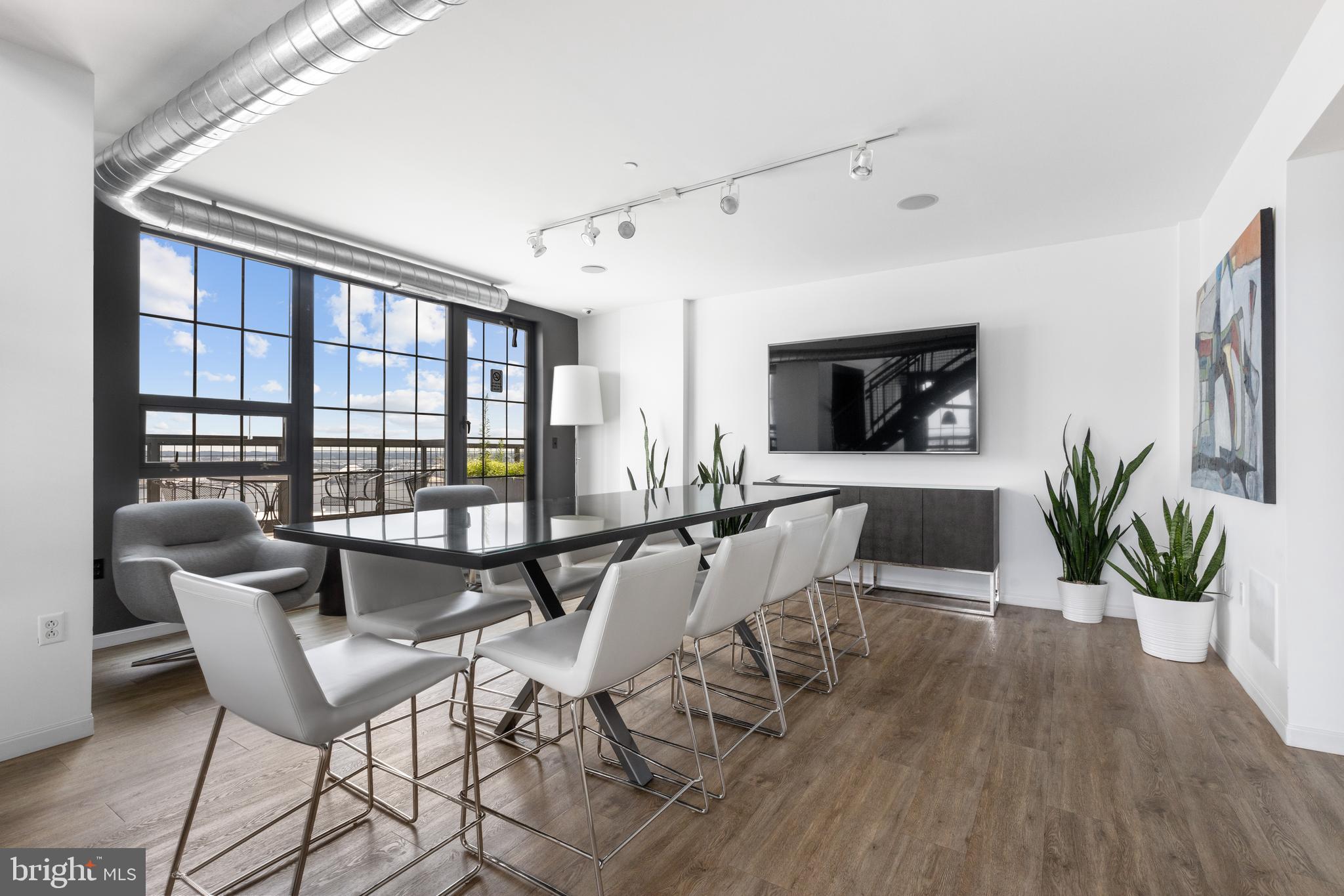 LOCUST POINT - Residential Lease