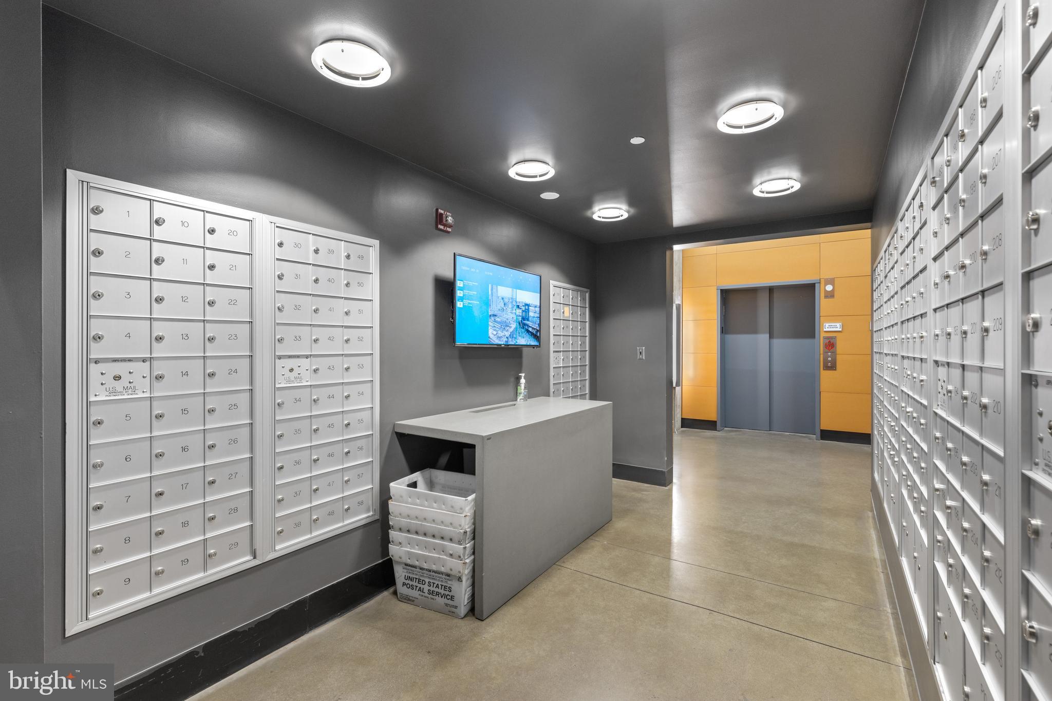 LOCUST POINT - Residential Lease