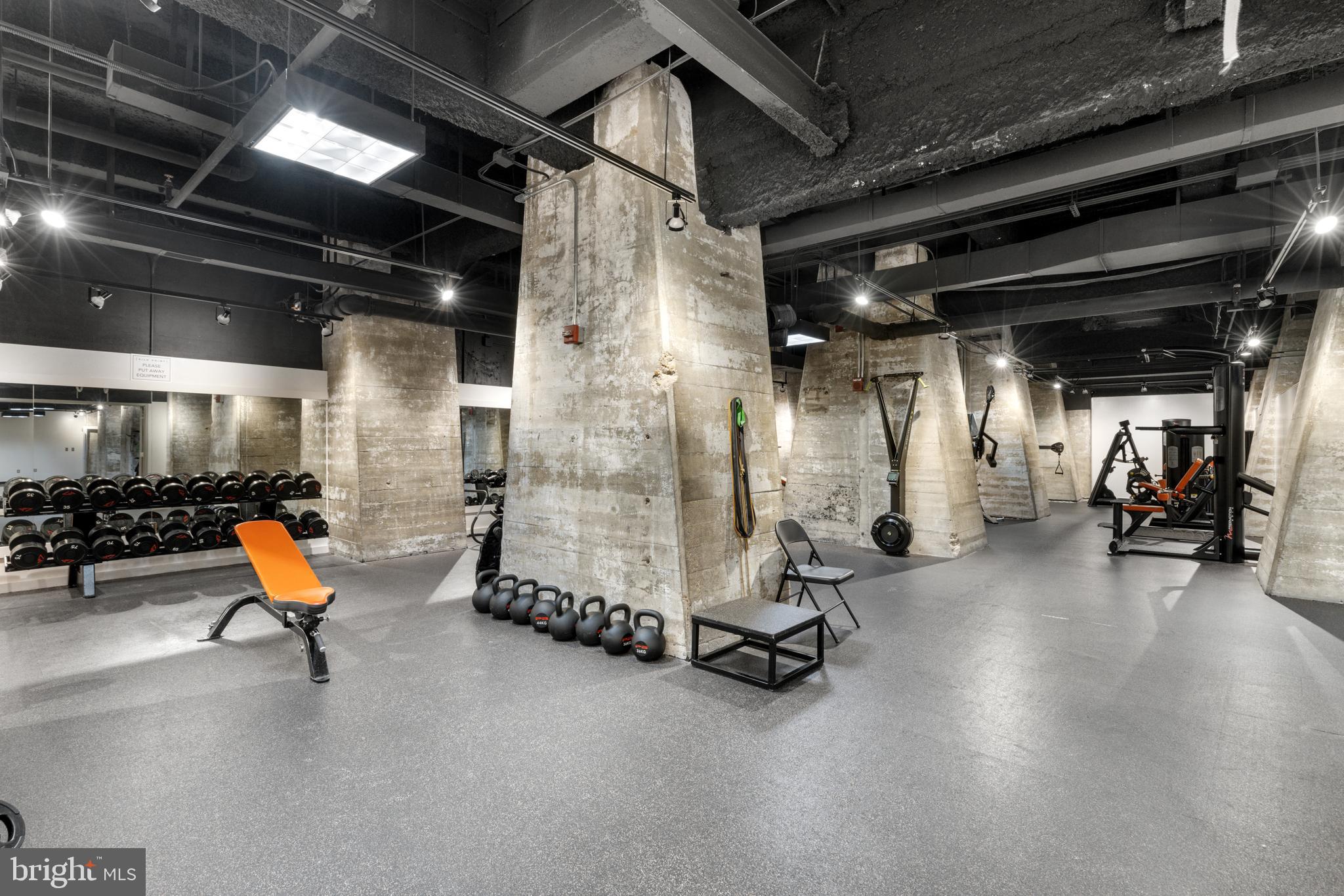 LOCUST POINT - Residential Lease