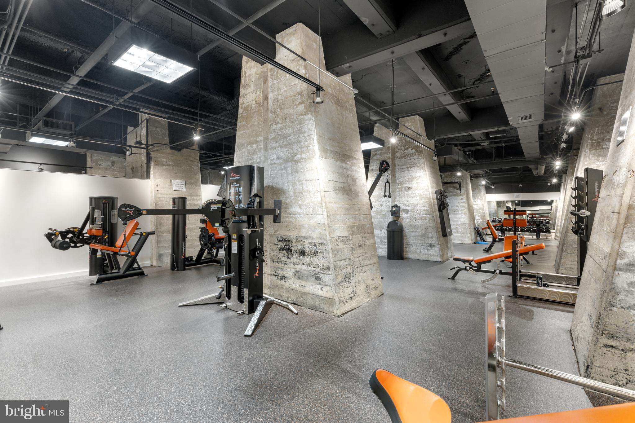 LOCUST POINT - Residential Lease