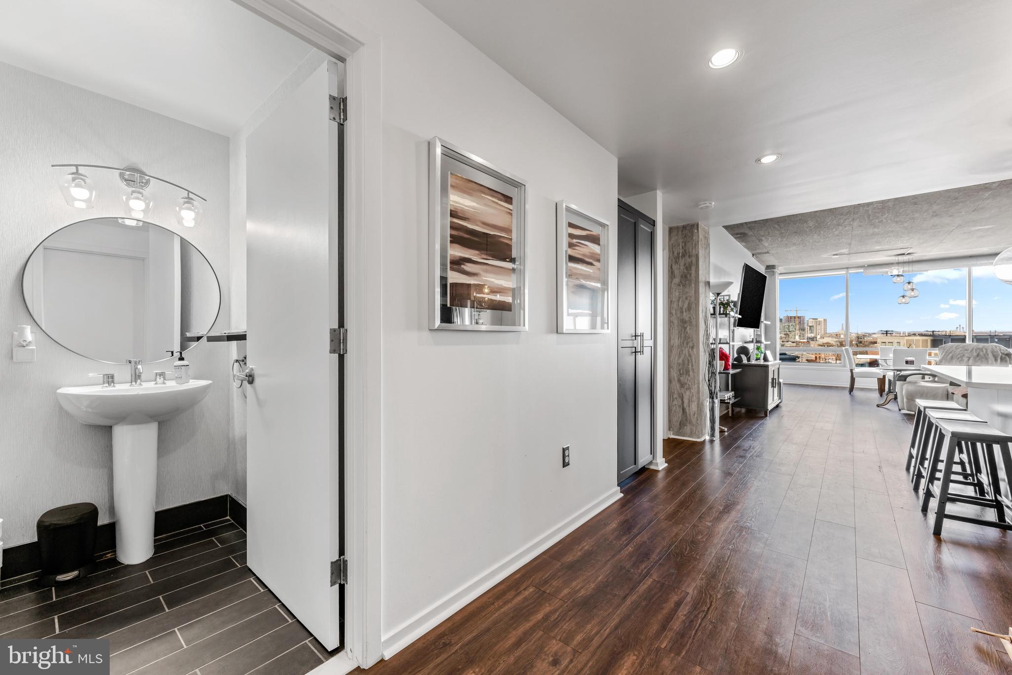 LOCUST POINT - Residential Lease