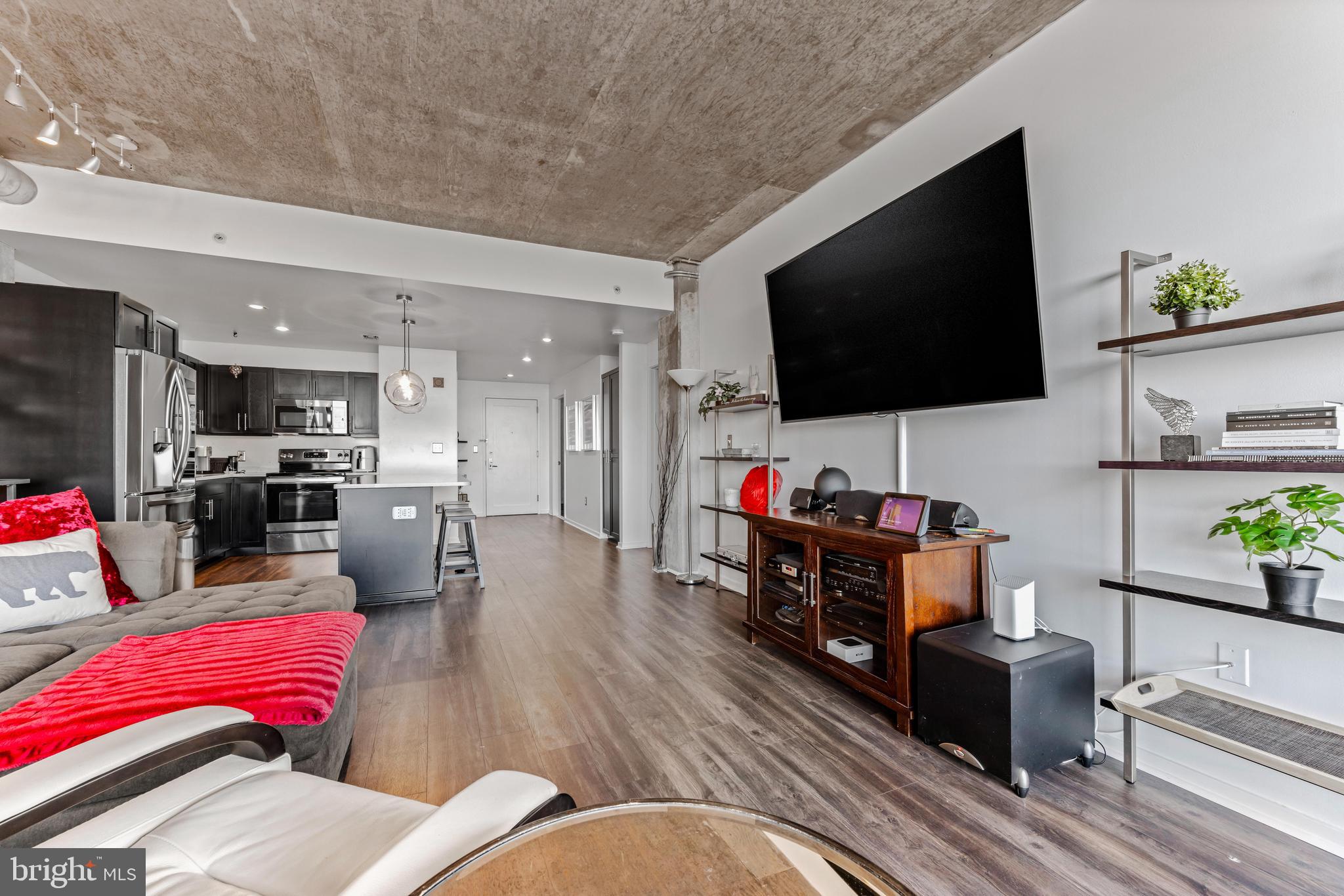 LOCUST POINT - Residential Lease