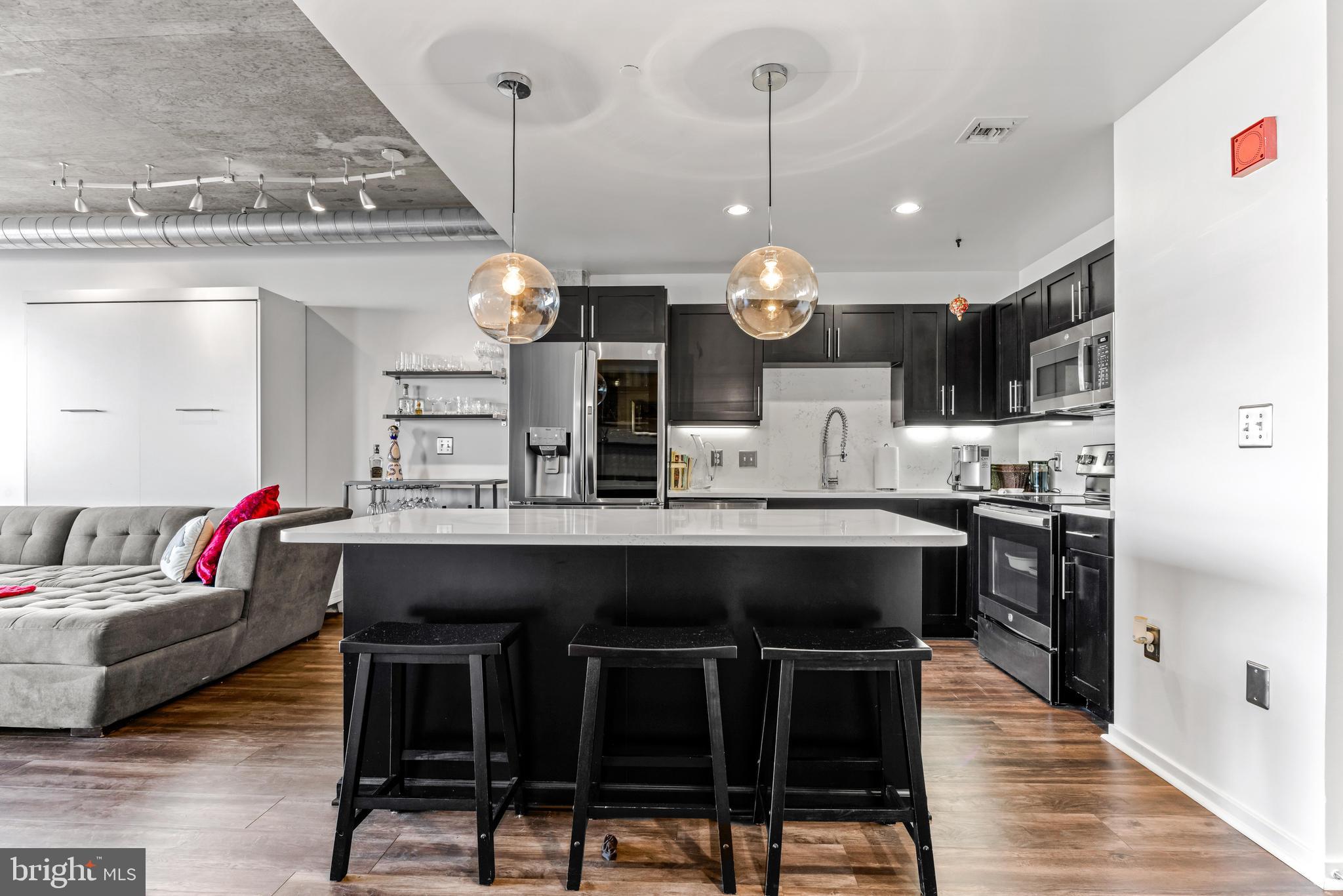 LOCUST POINT - Residential Lease