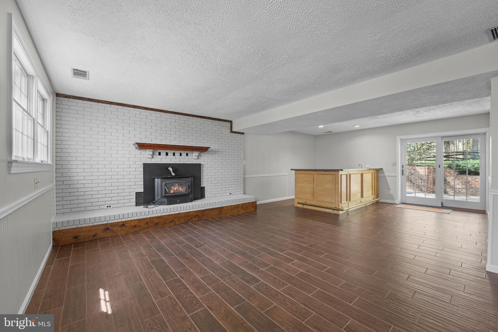 WOODBINE WOODS - Residential