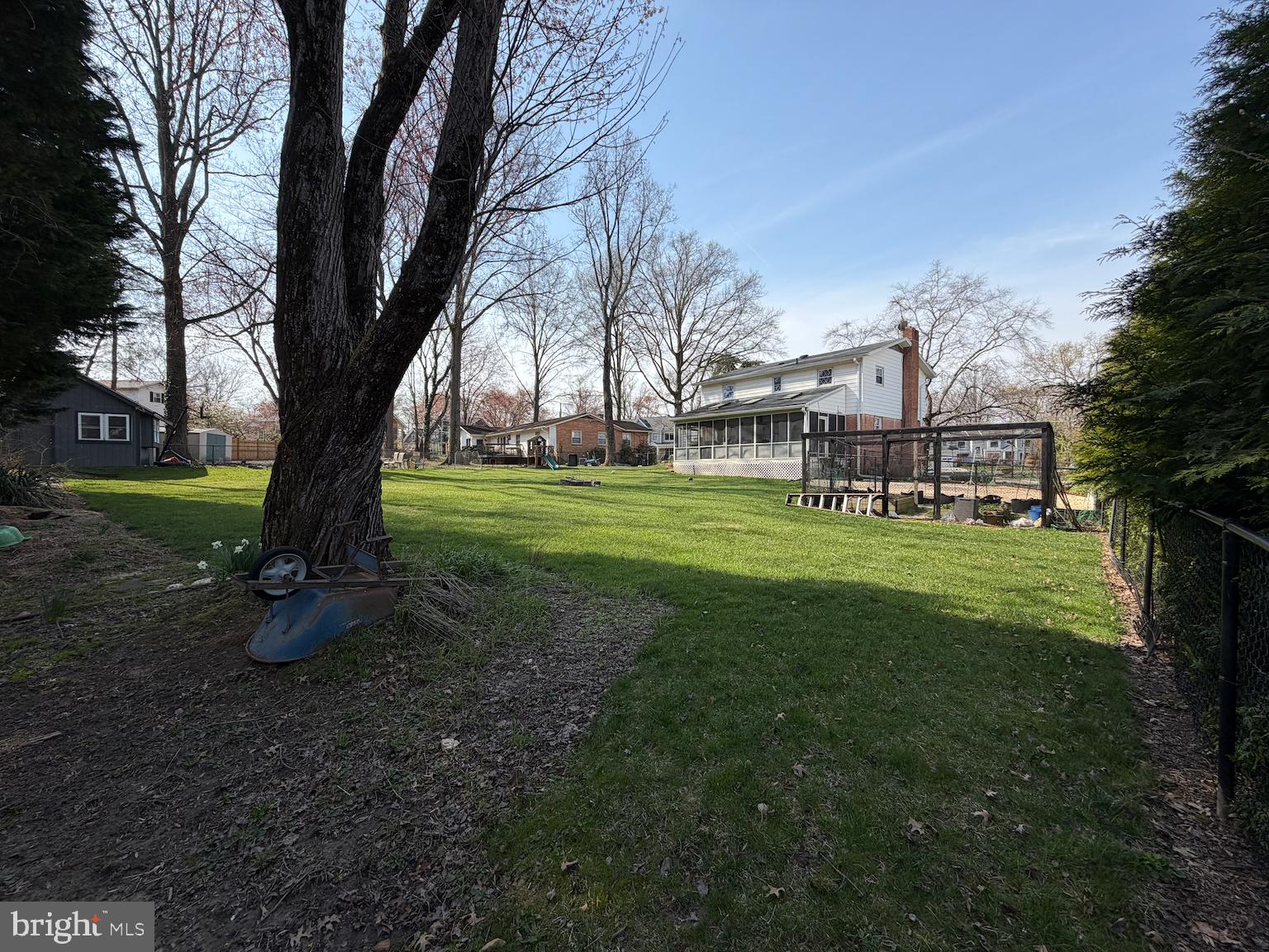 FAIRWAY MANOR ESTATES - Residential