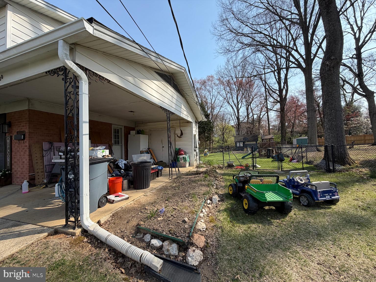 FAIRWAY MANOR ESTATES - Residential