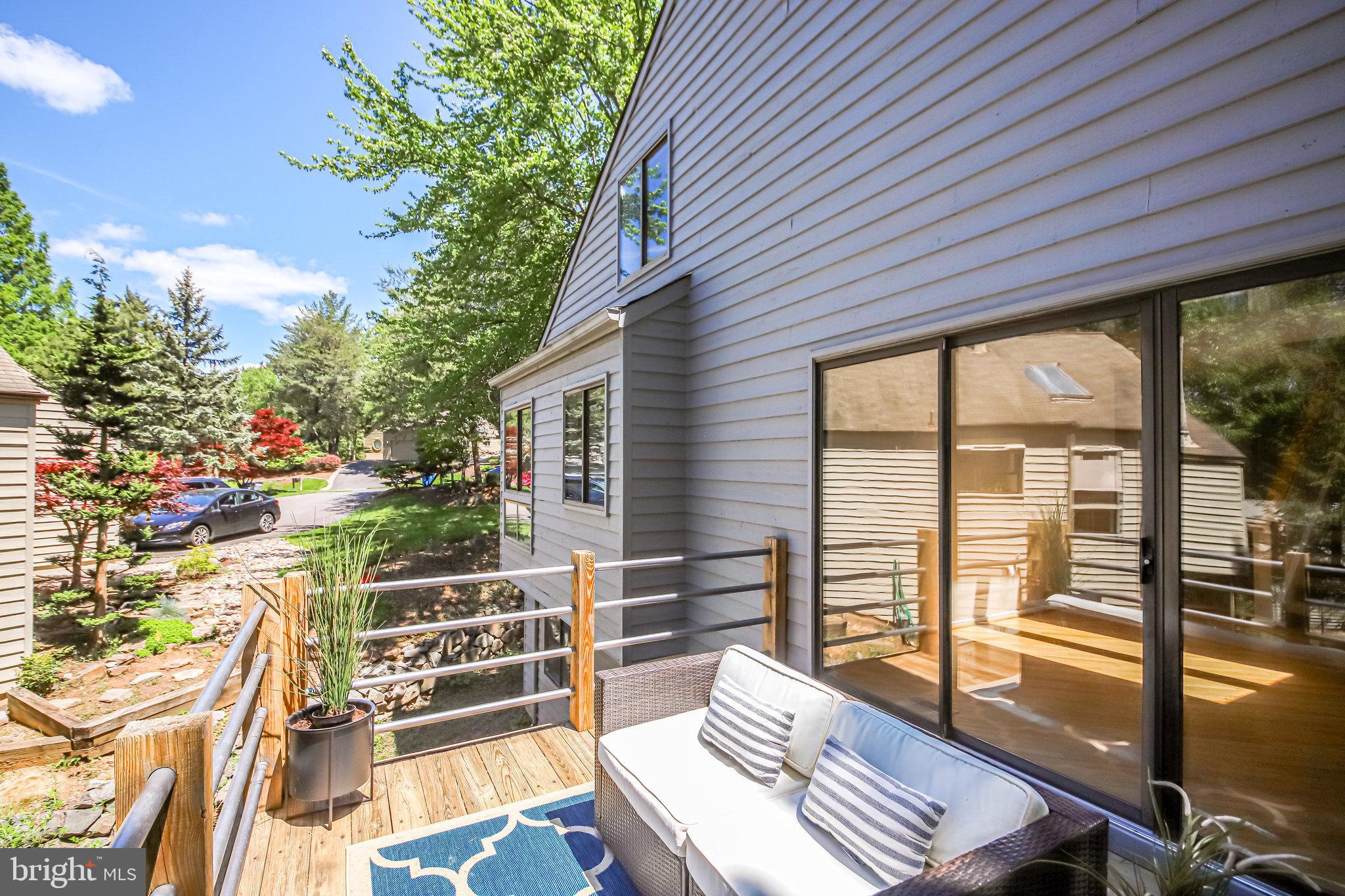 1656 CEDAR HOLLOW WAY