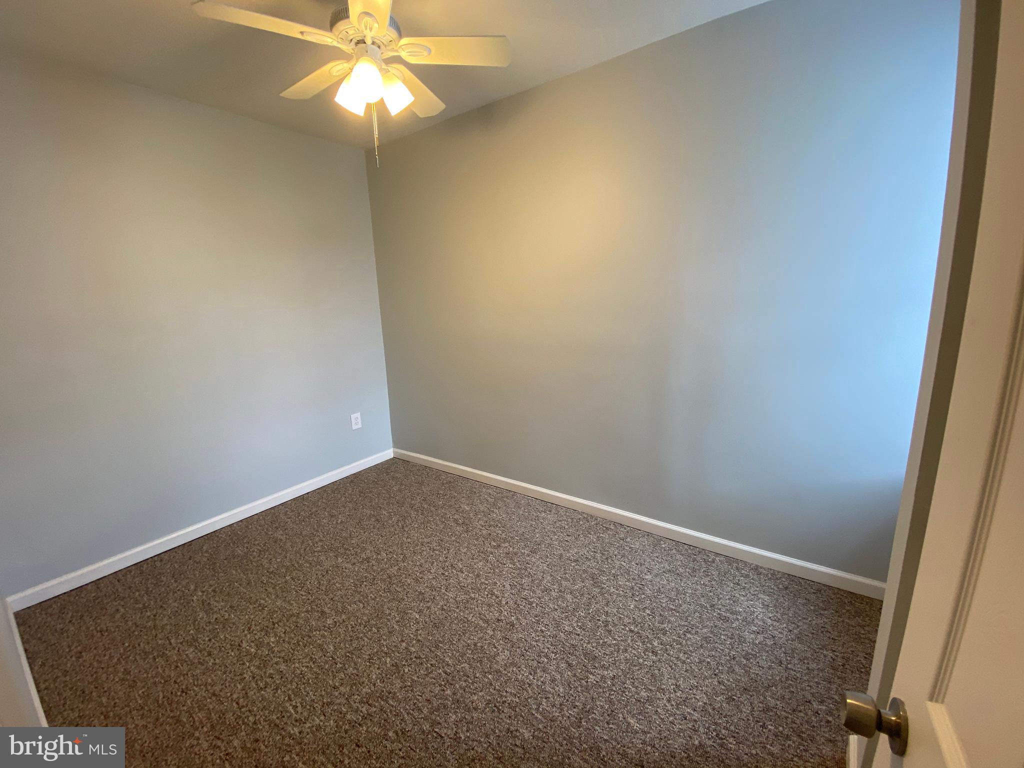 PORT RICHMOND - Residential Lease