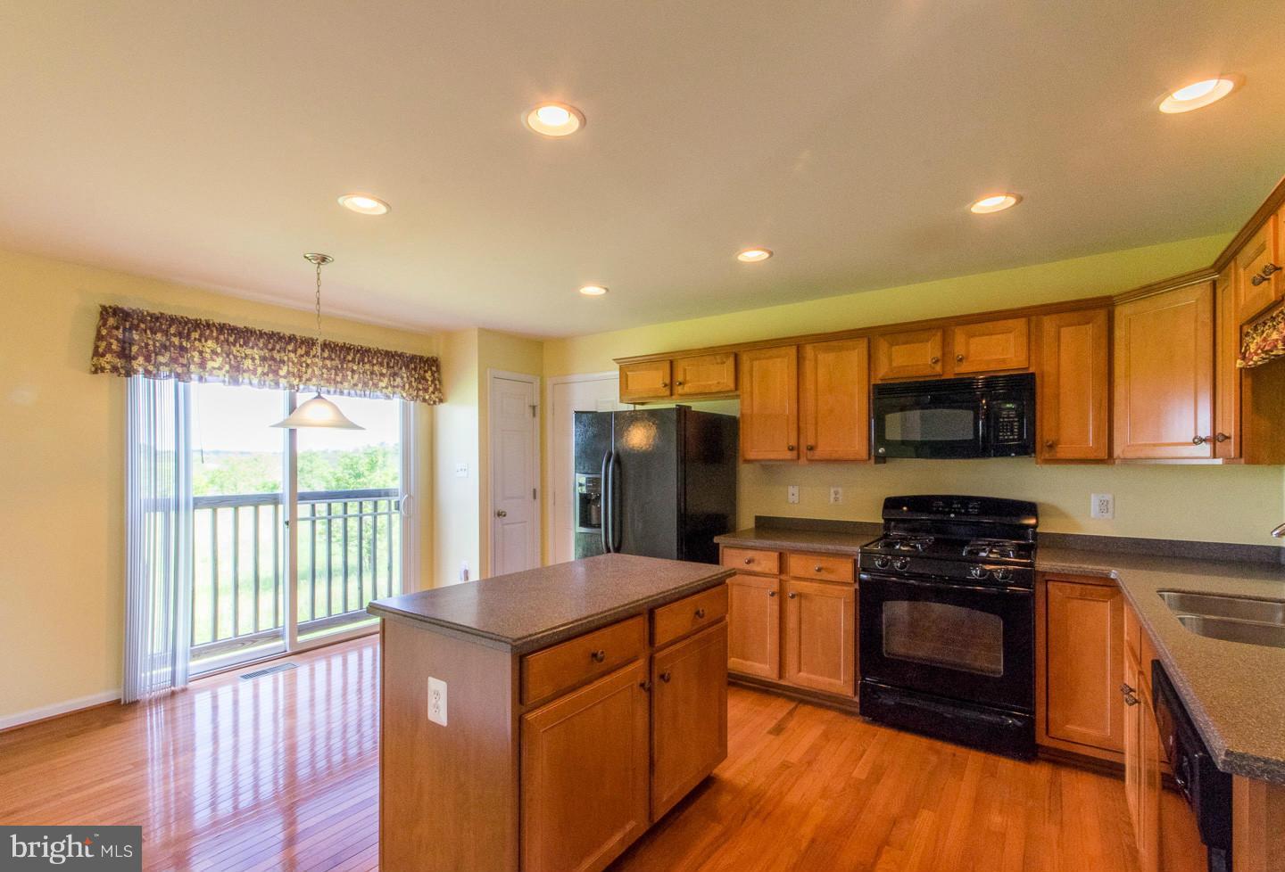 LIBERTY RUN - Residential