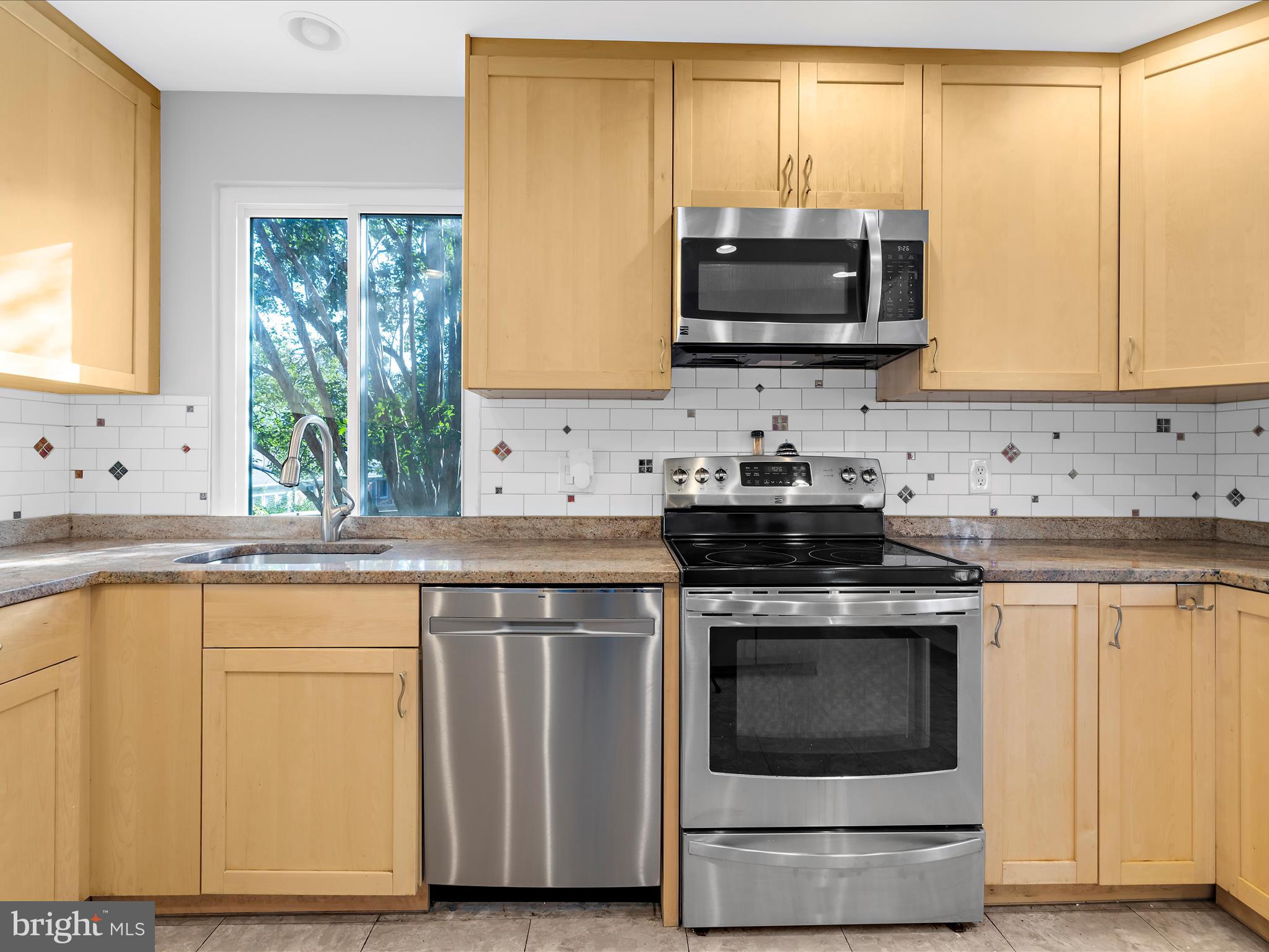 HIGHLAND VIEW - Residential