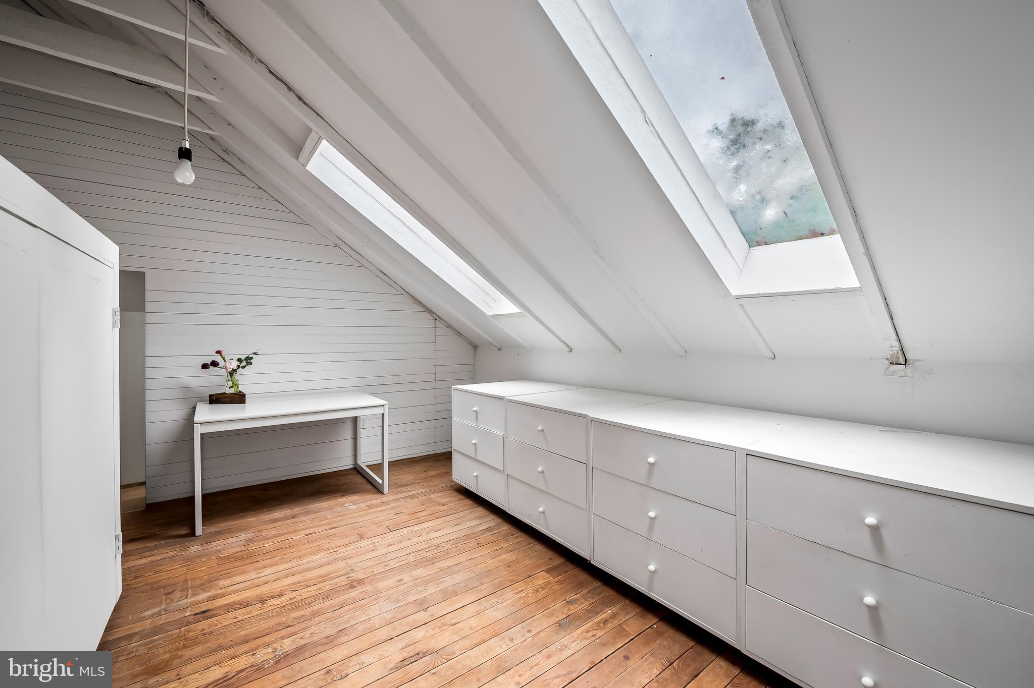 RUXTON - Residential