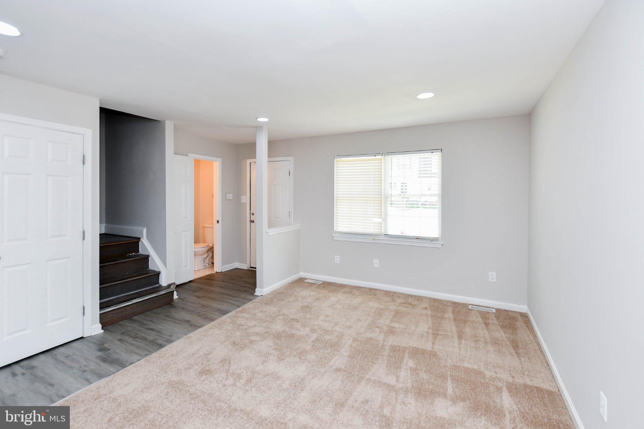 1103 CASTLEHAVEN COURT