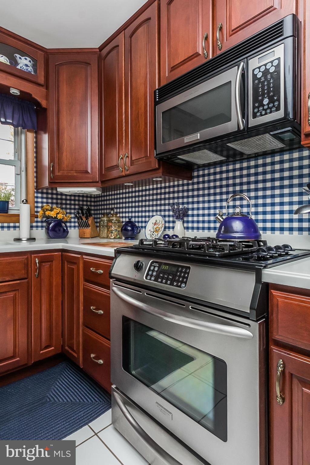 CAMELOT - Residential