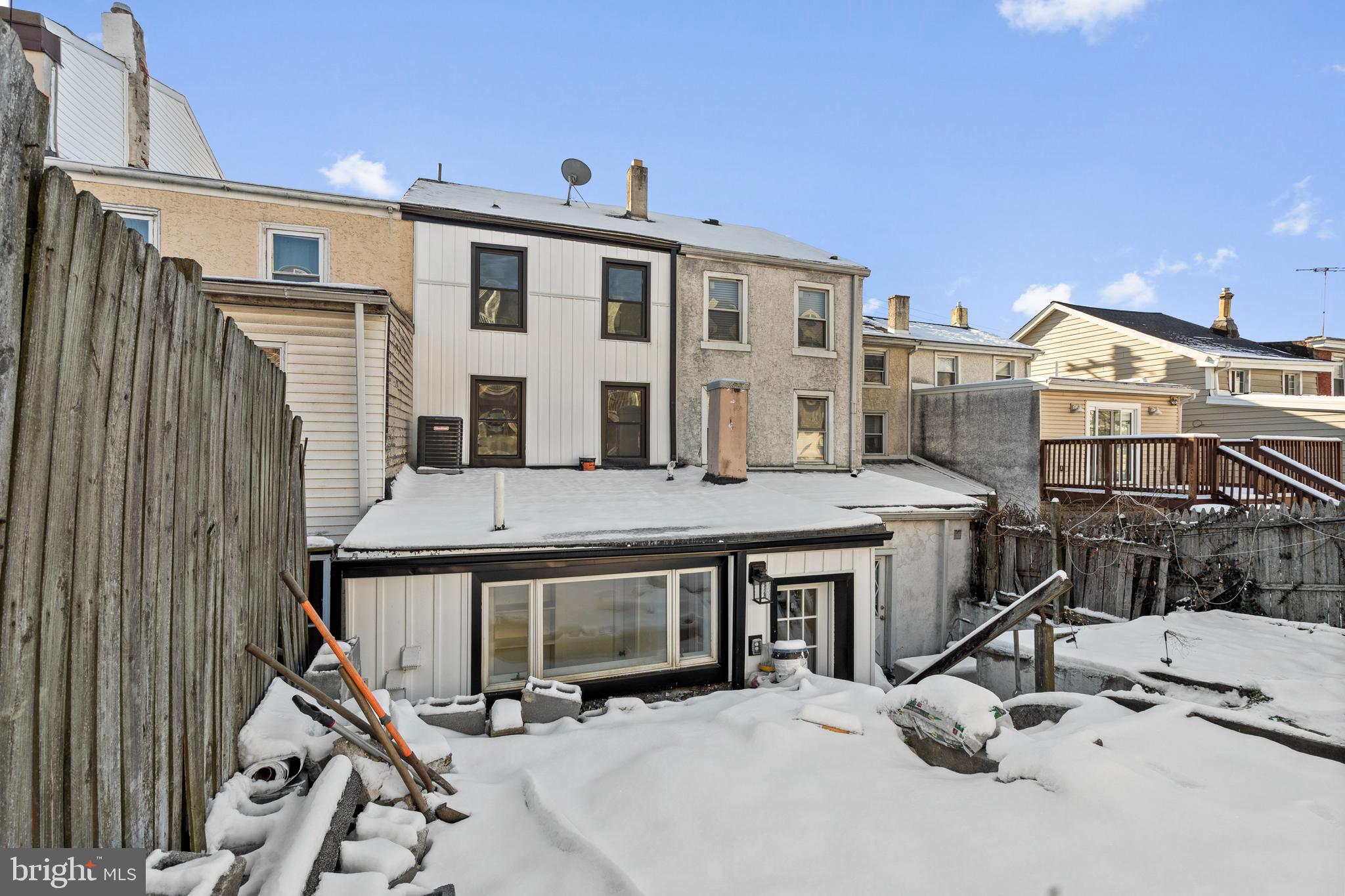 CONSHOHOCKEN - Residential