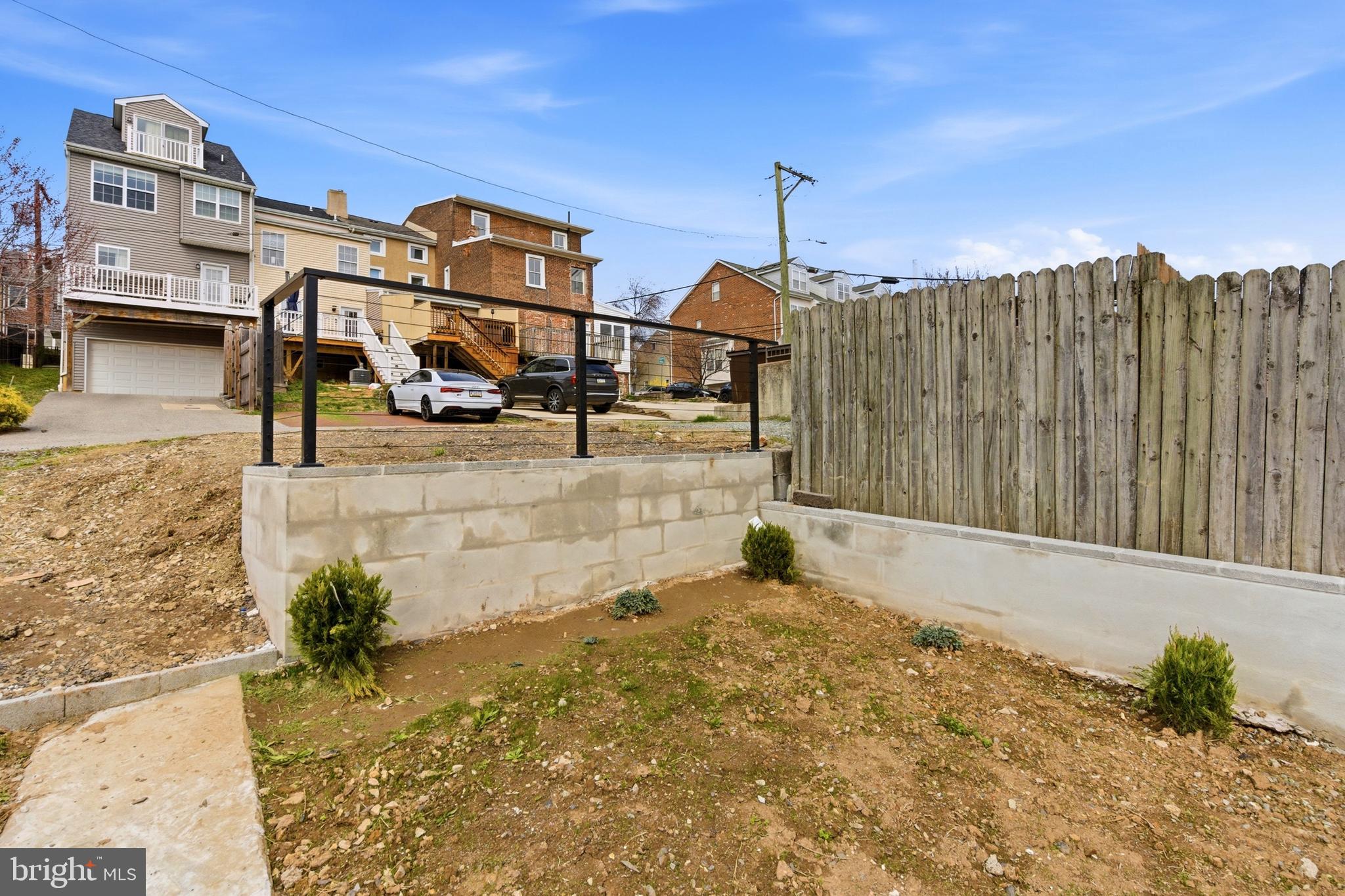 CONSHOHOCKEN - Residential