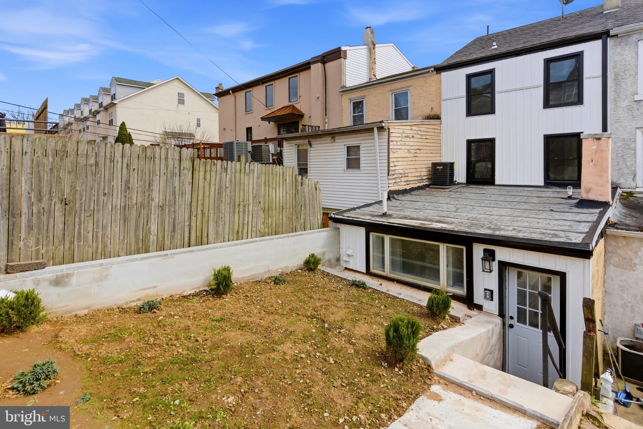 CONSHOHOCKEN - Residential