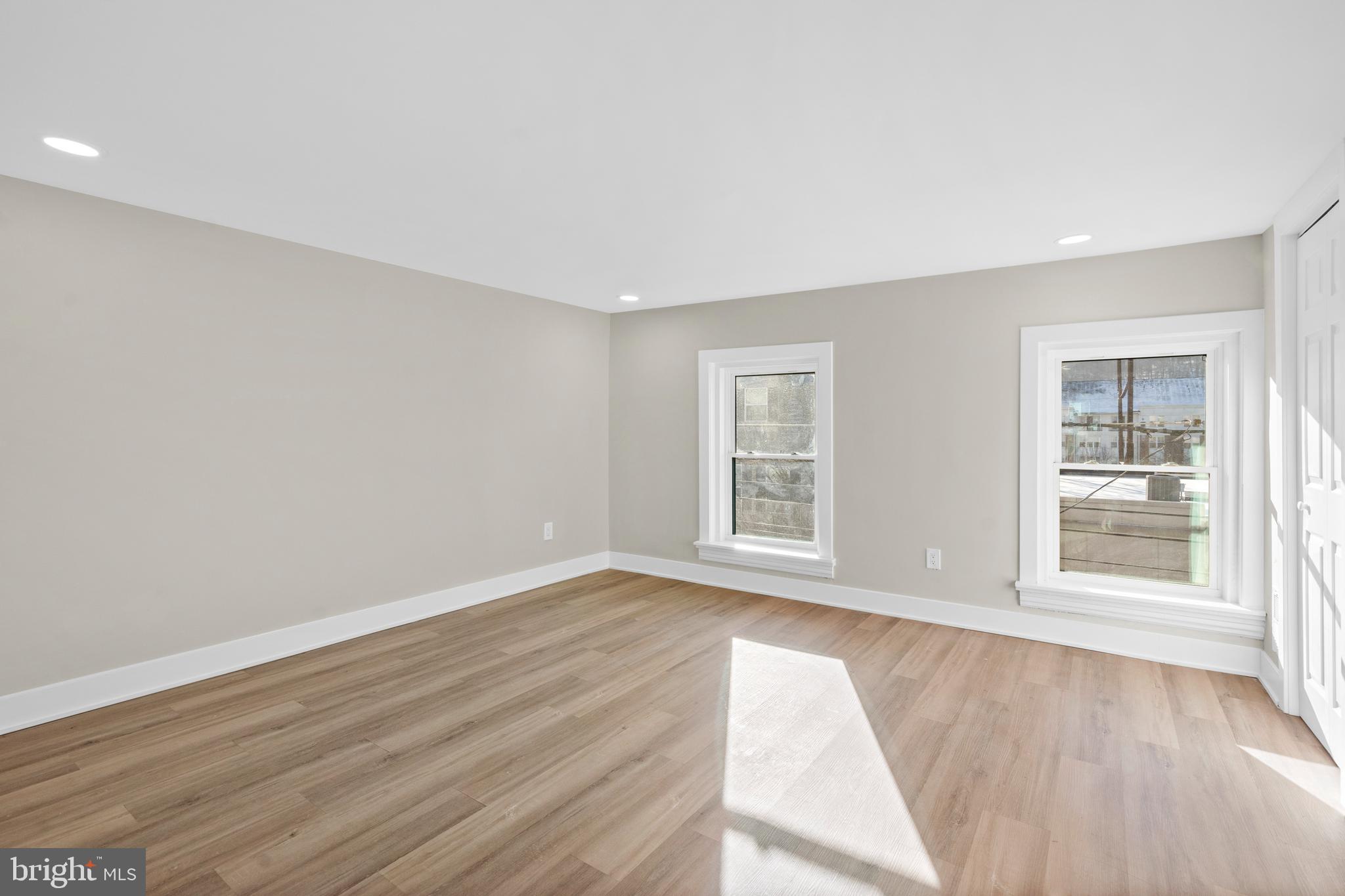 CONSHOHOCKEN - Residential