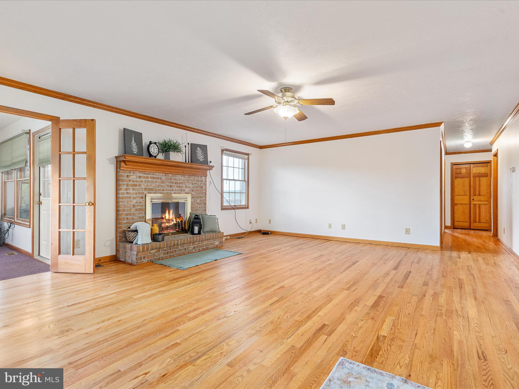 RIVER BEND FARM - Residential