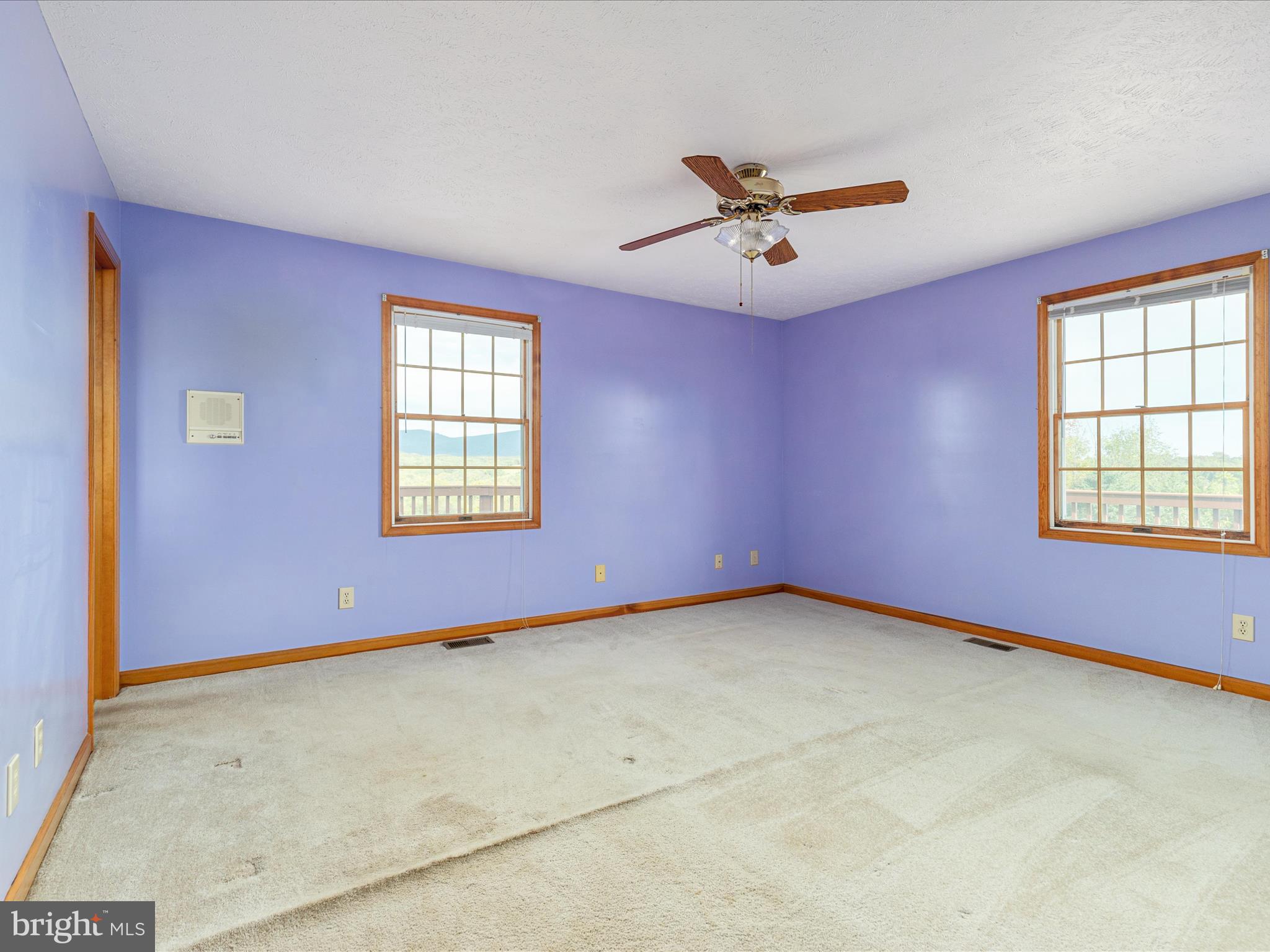 RIVER BEND FARM - Residential