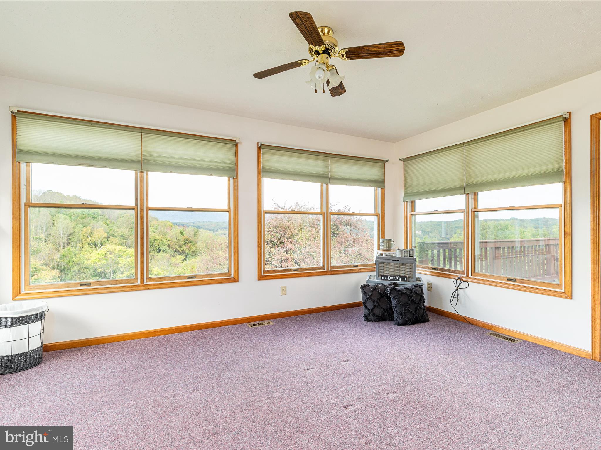 RIVER BEND FARM - Residential