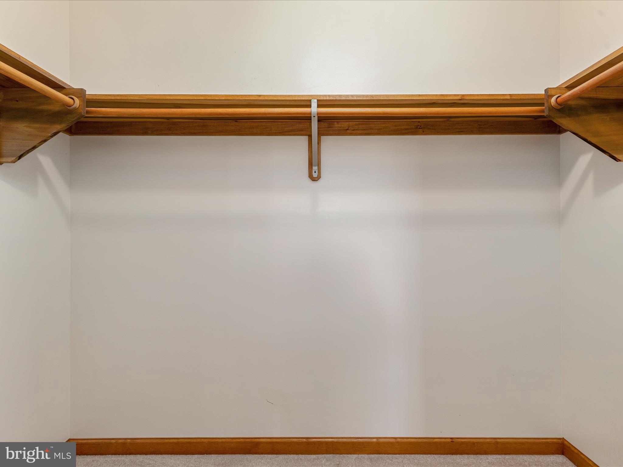 RIVER BEND FARM - Residential