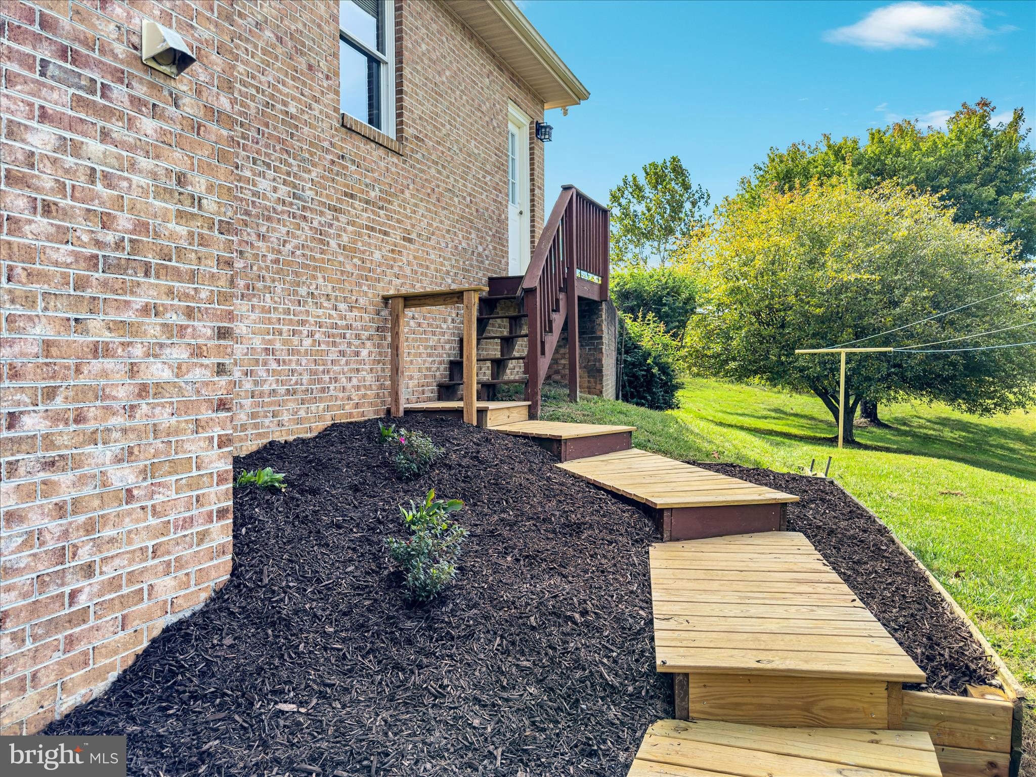 RIVER BEND FARM - Residential
