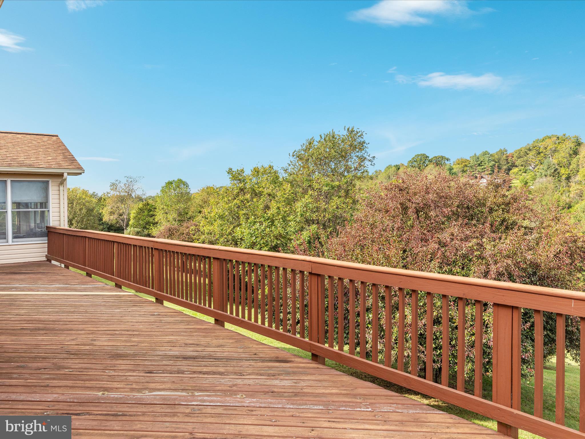 RIVER BEND FARM - Residential