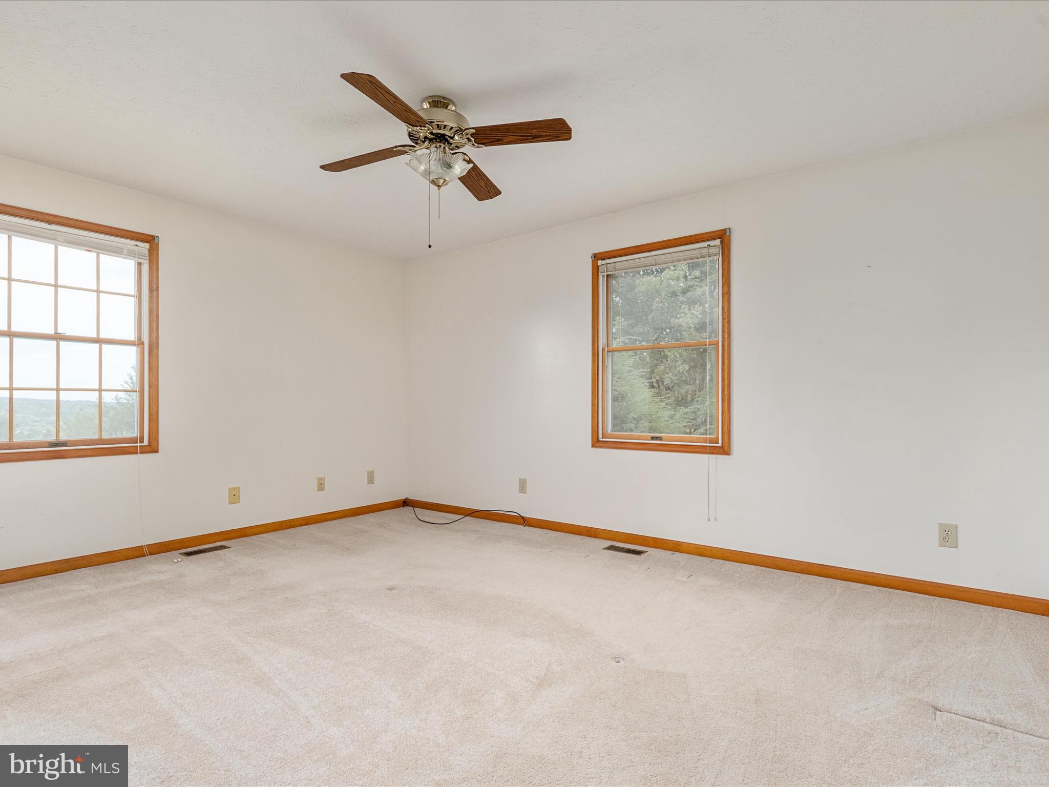 RIVER BEND FARM - Residential