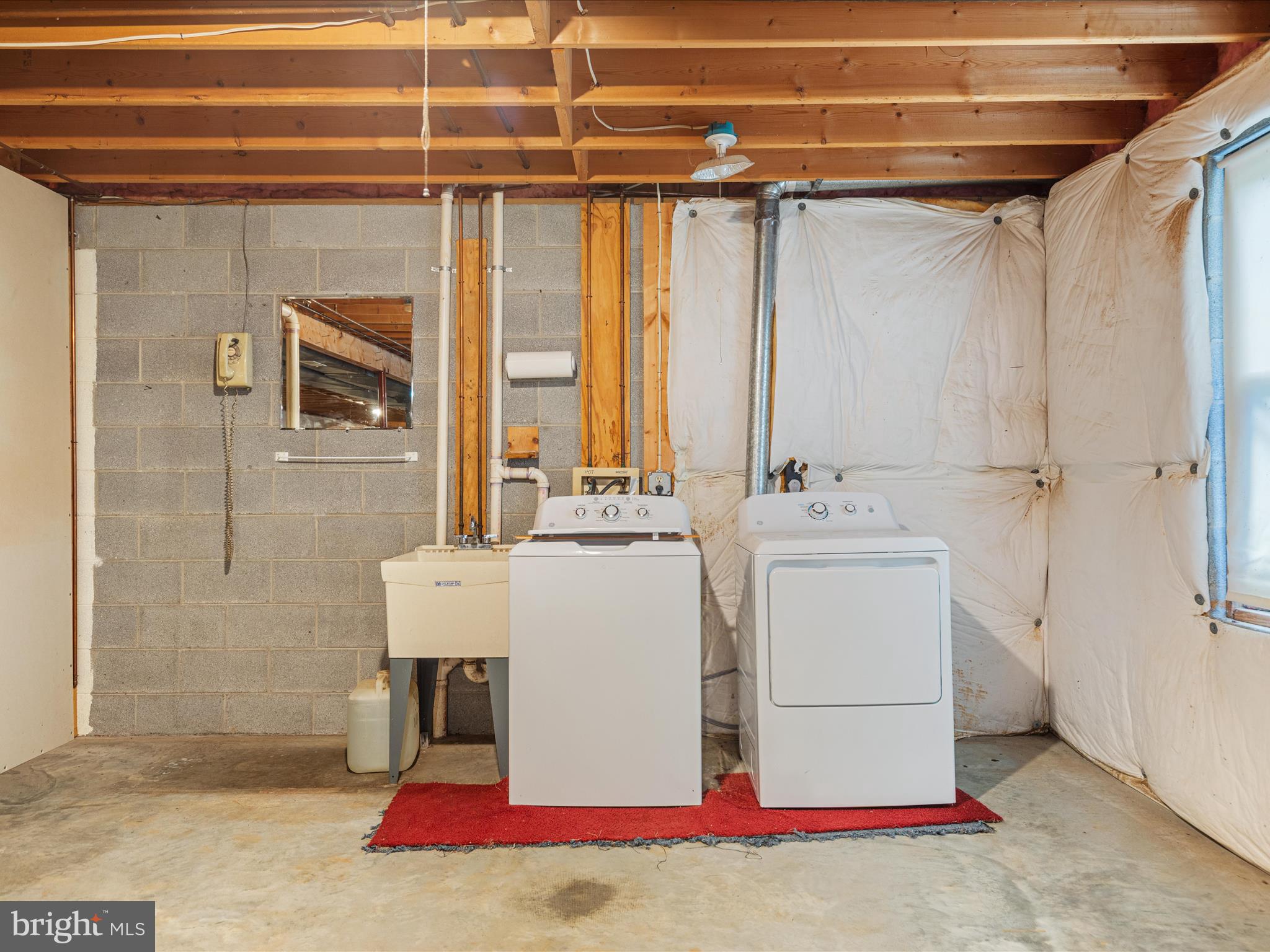 RIVER BEND FARM - Residential