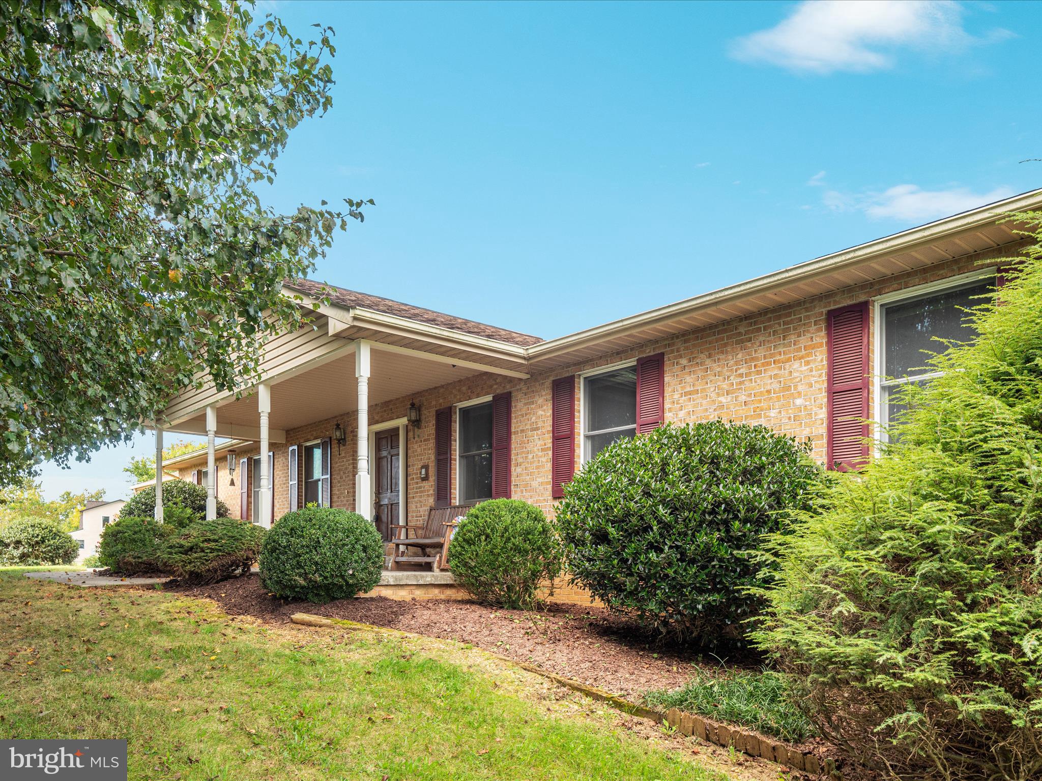 RIVER BEND FARM - Residential