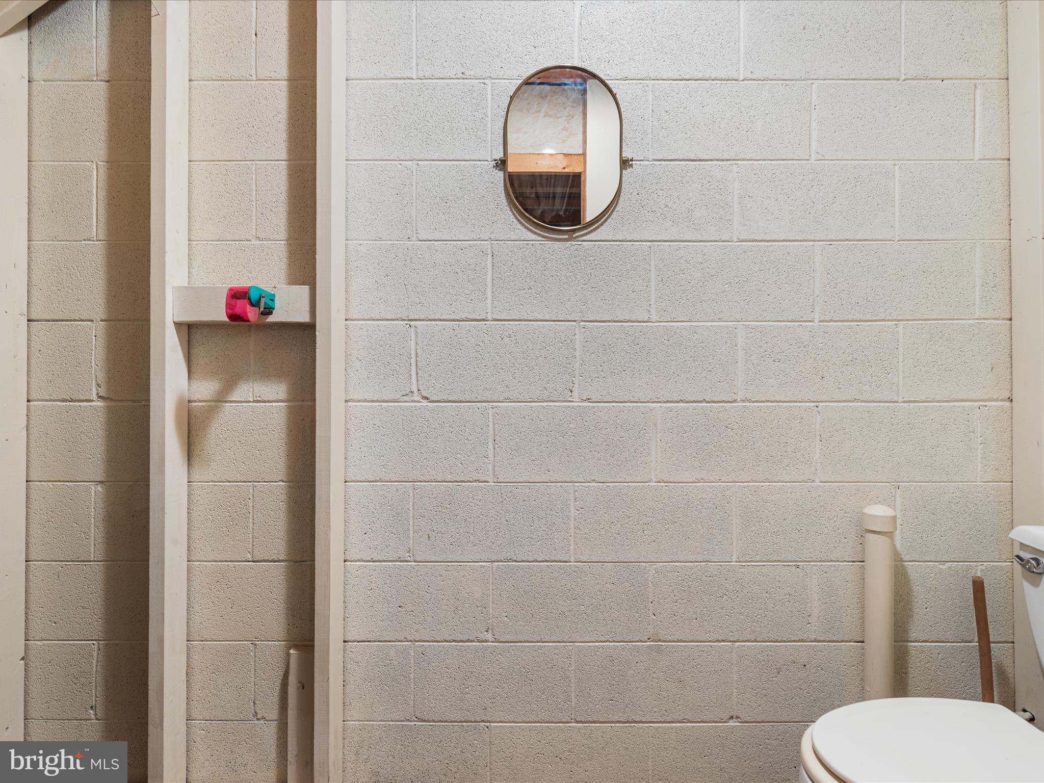 RIVER BEND FARM - Residential