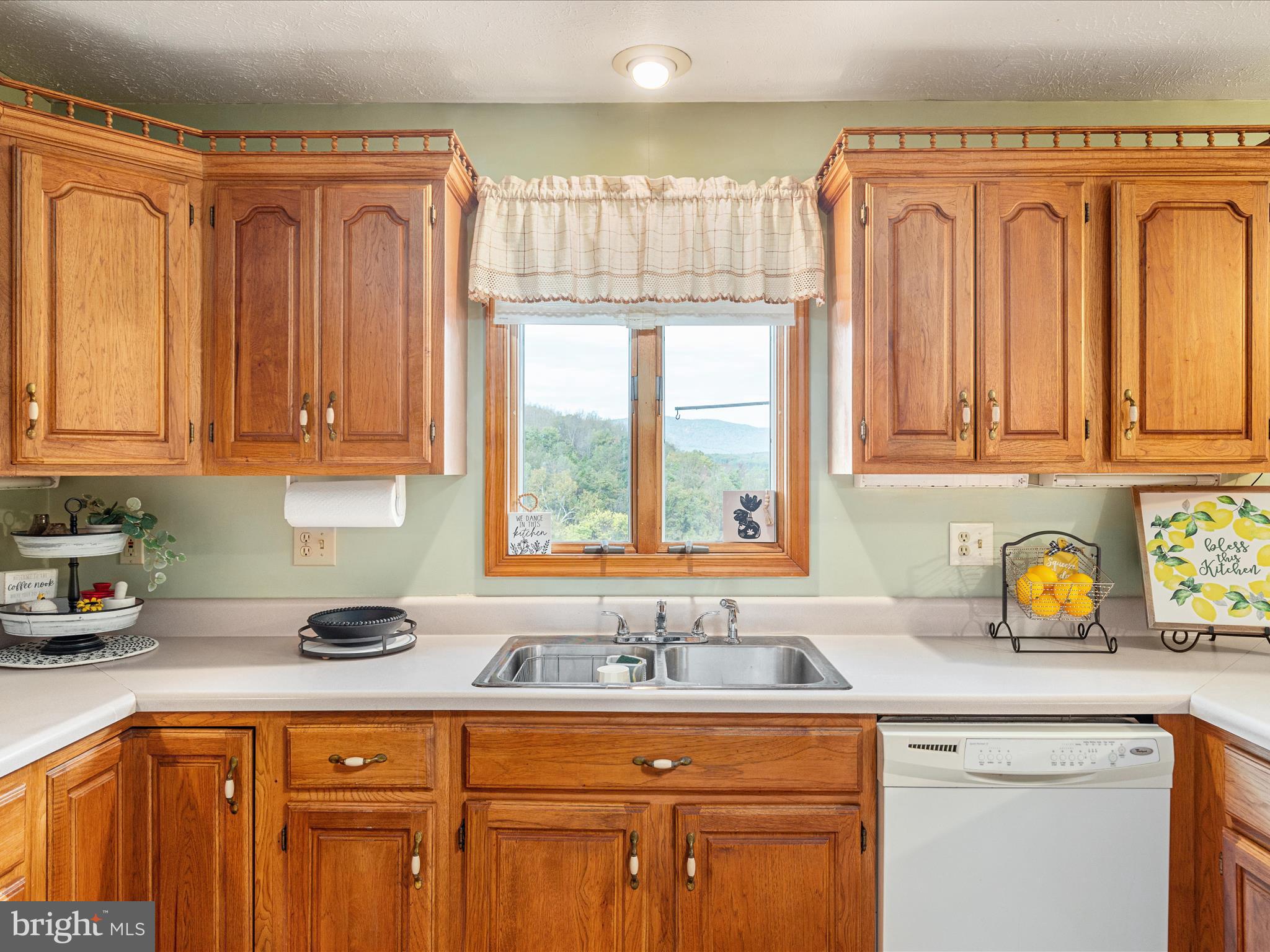 RIVER BEND FARM - Residential