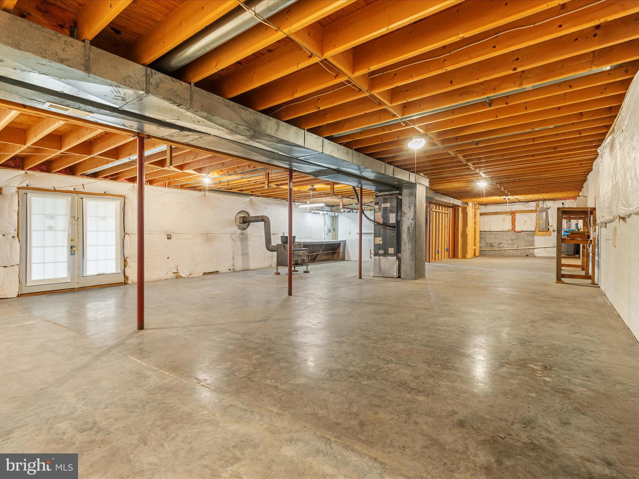 RIVER BEND FARM - Residential