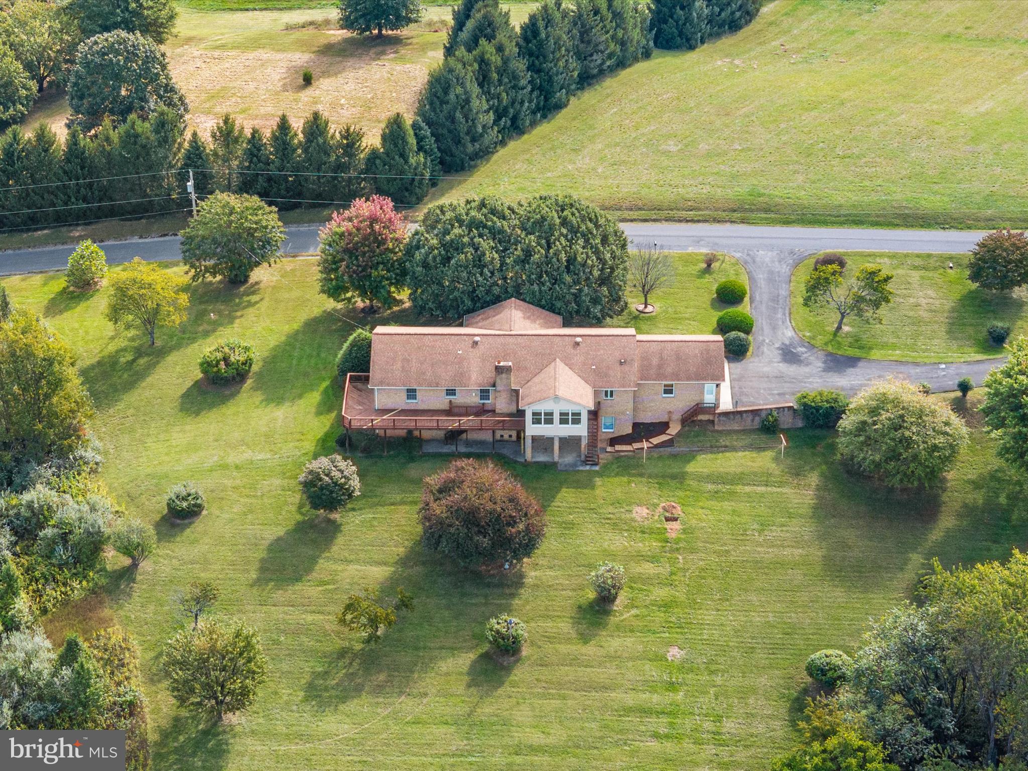 RIVER BEND FARM - Residential