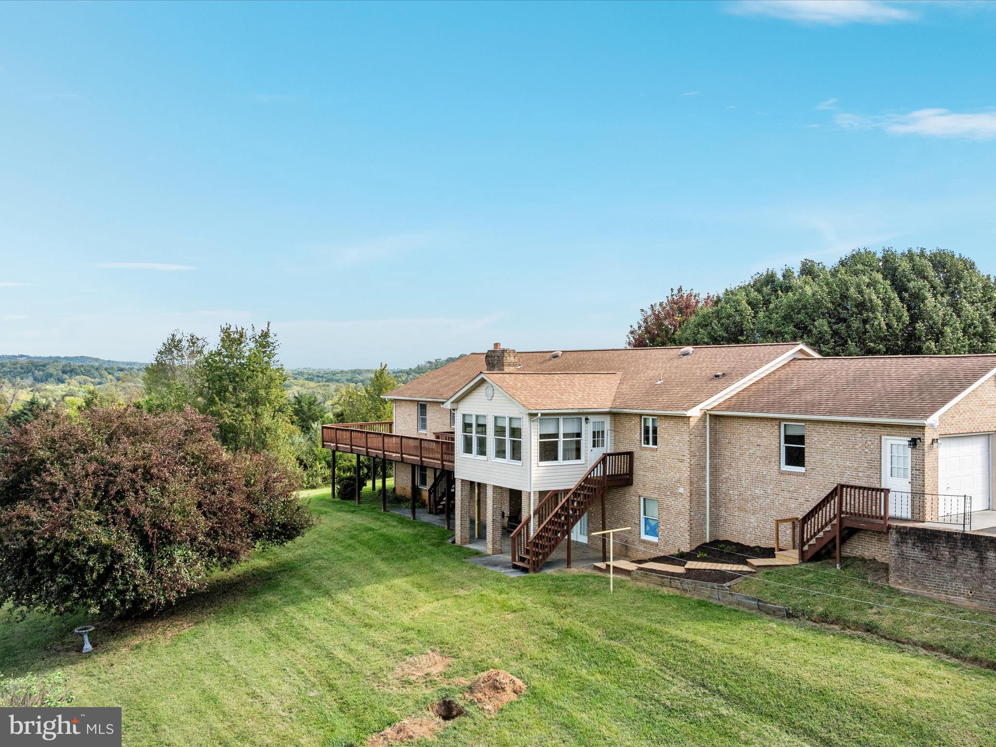 RIVER BEND FARM - Residential