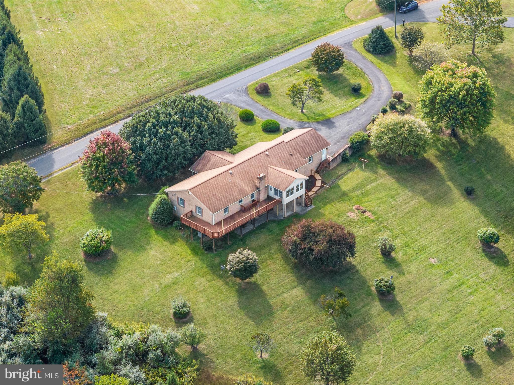 RIVER BEND FARM - Residential