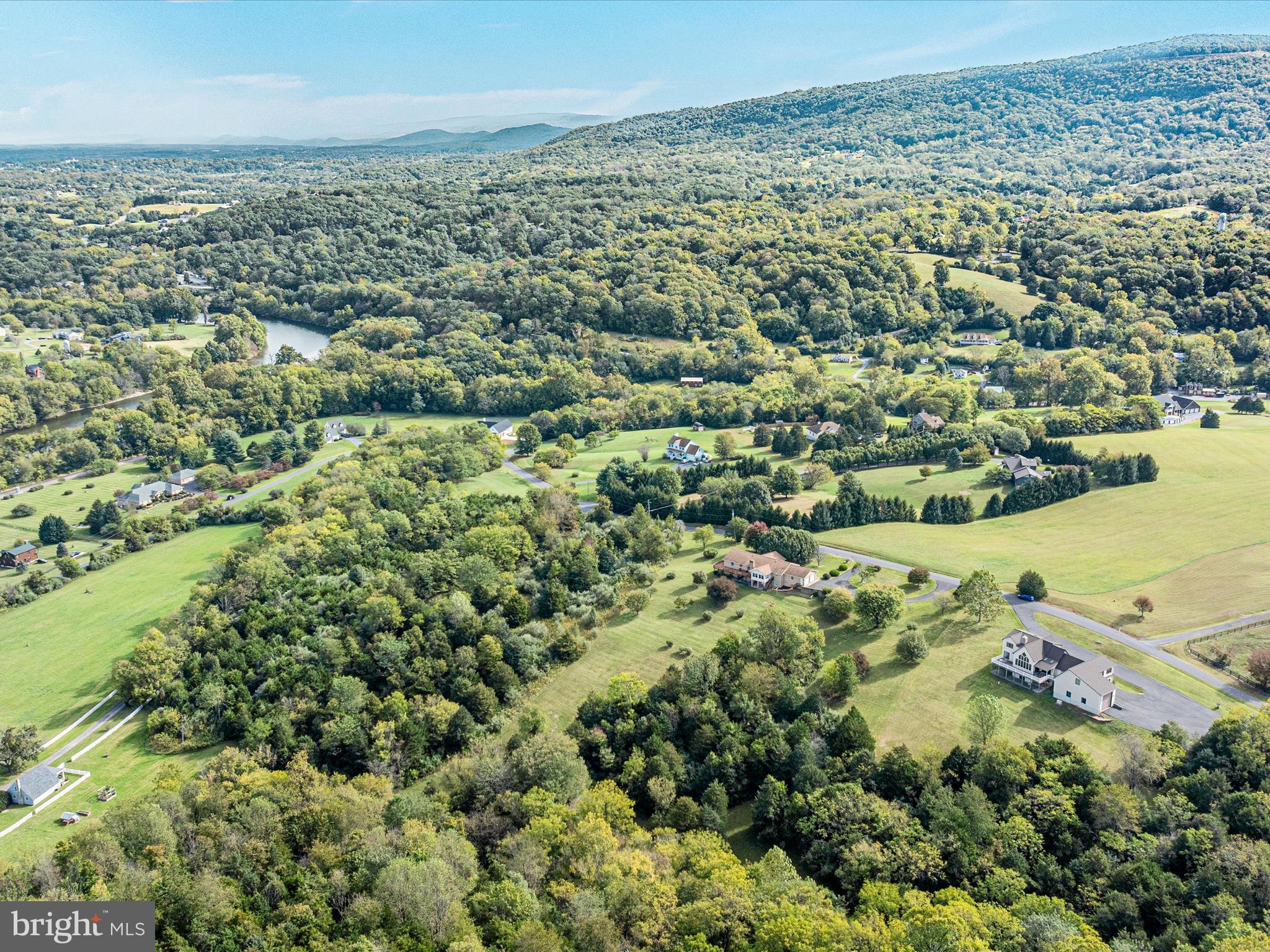 RIVER BEND FARM - Residential